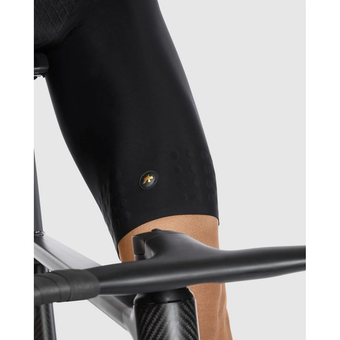 Assos MILLE GTO Long Bib Shorts Black - Image 10