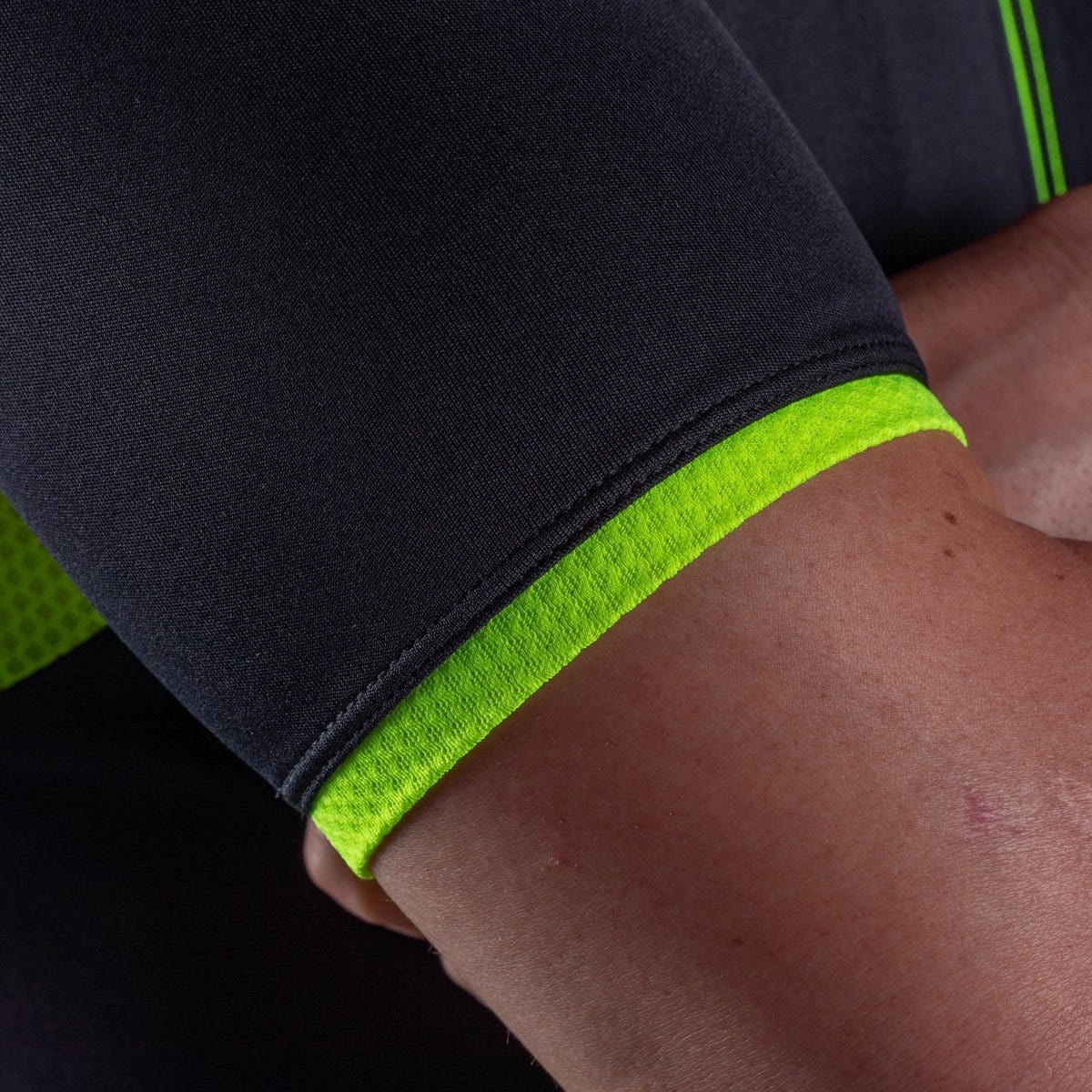 Bellwether Cadence Short Sleeve Jersey Black/Citrus - Image 5