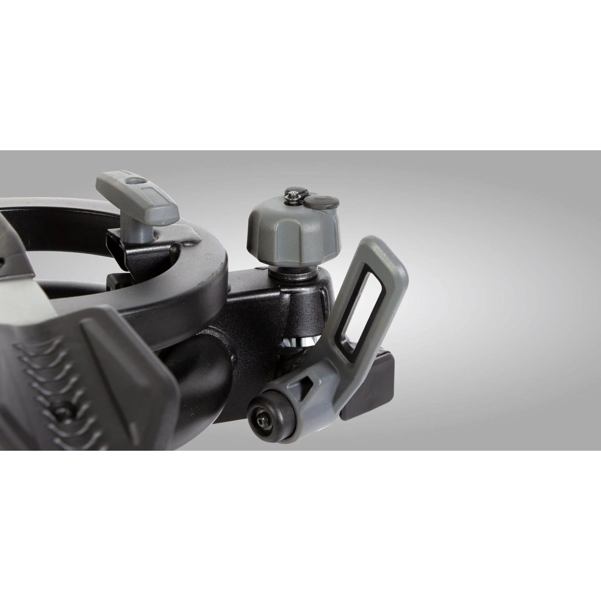 Buzzrack E-Hornet 2 Bike Hitch Platform Rack - Image 13