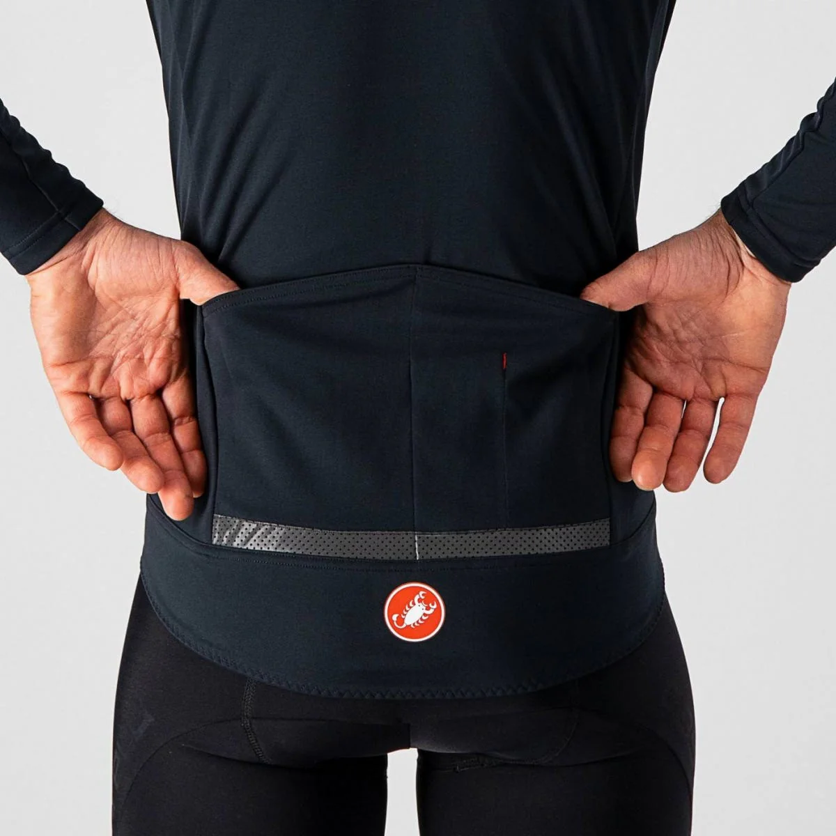 Castelli Perfetto Rosso Corsa LS Jersey Light Black - Image 3
