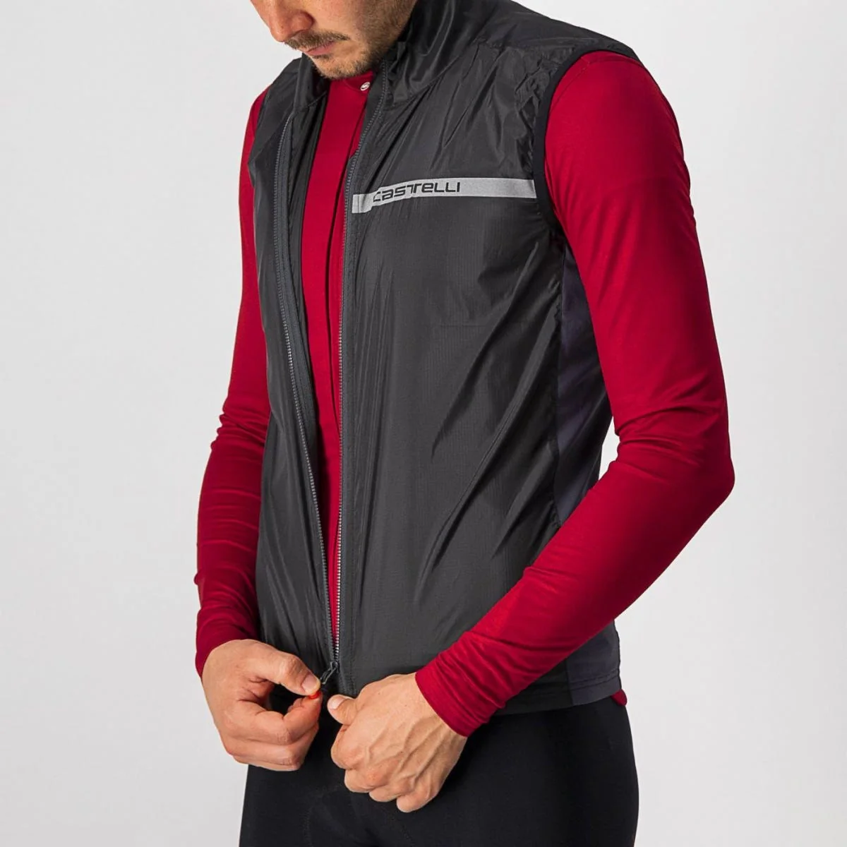 Castelli Squadra Stretch Vest Light Black - Image 3