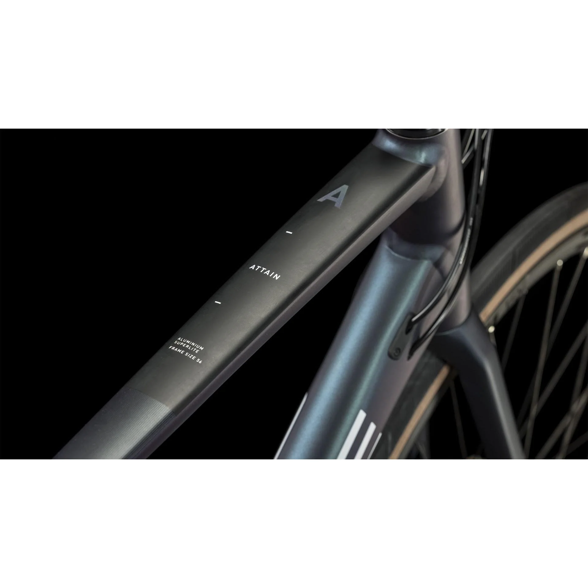 Cube Attain Road Bike Deep Blue'n'White - Image 3