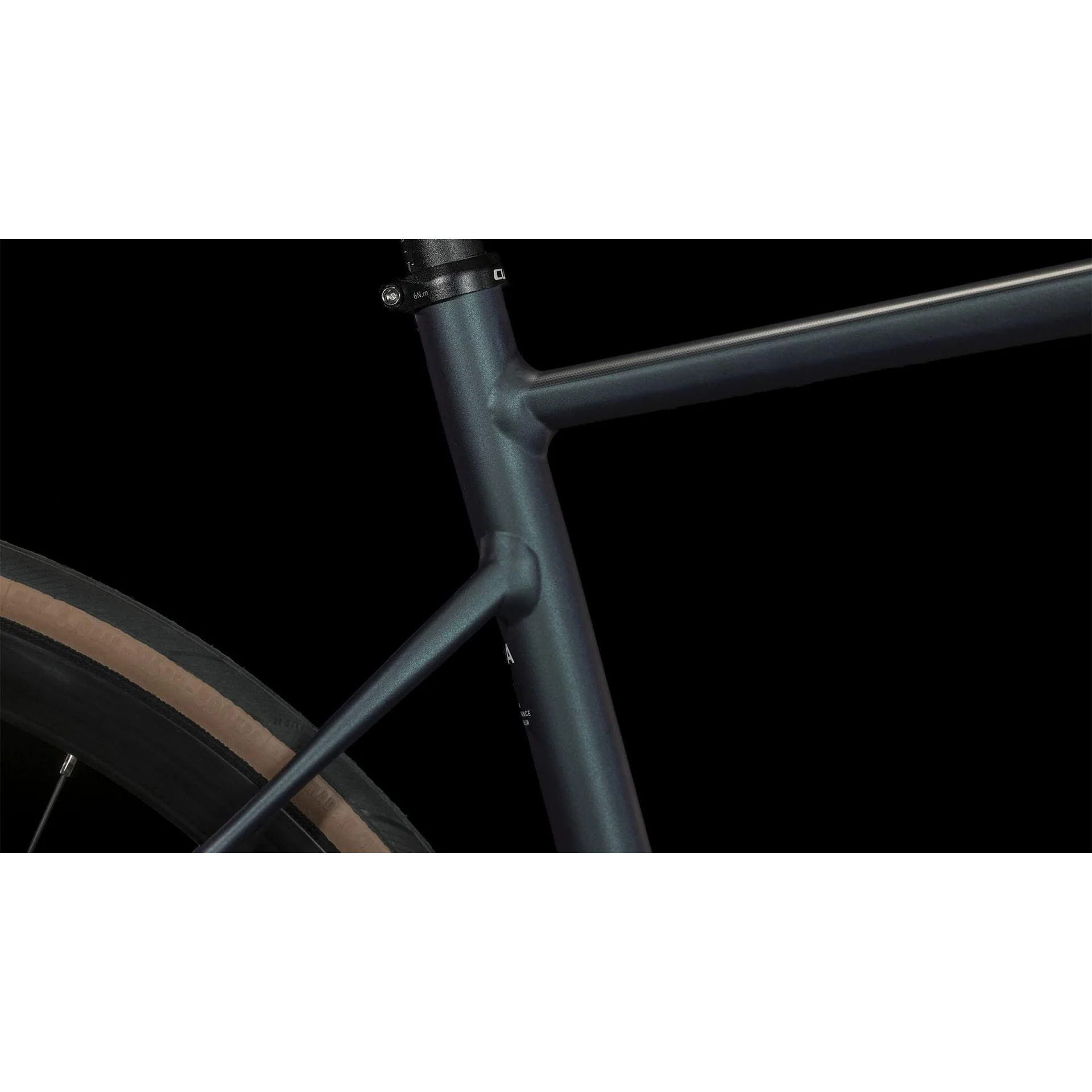 Cube Attain Road Bike Deep Blue'n'White - Image 5
