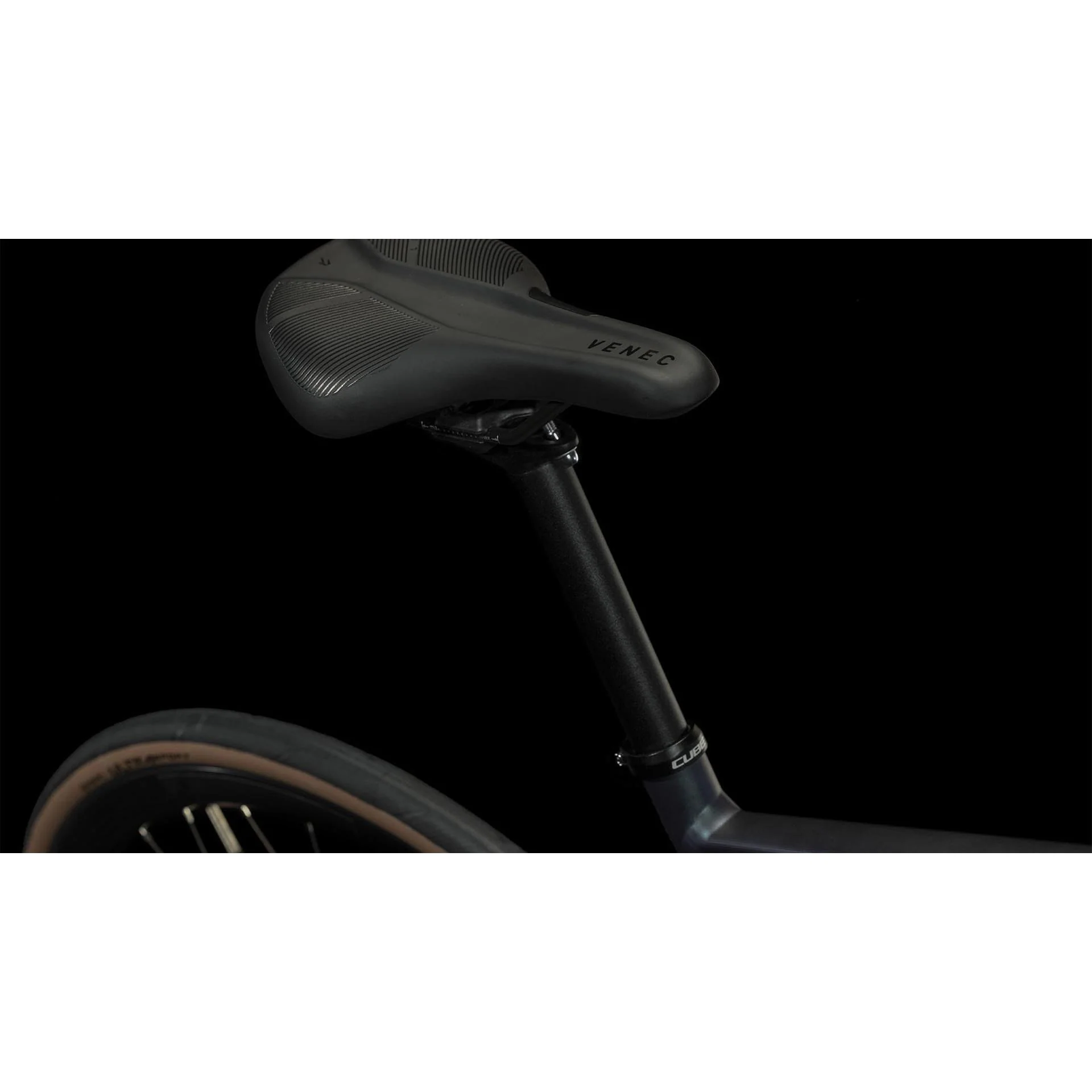 Cube Attain Road Bike Deep Blue'n'White - Image 7