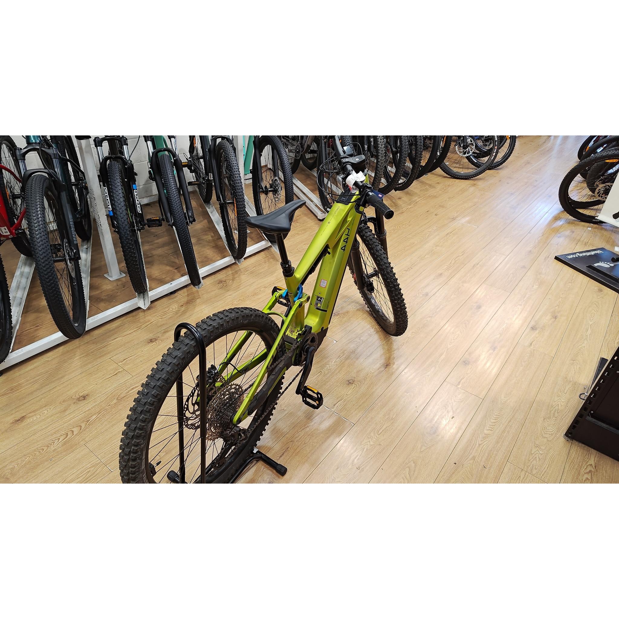 EX-DEMO Cube Stereo Hybrid ONE44 HPC Race 800 Electric Enduro Bike Flashlime'n'Blue (Small) - Image 7