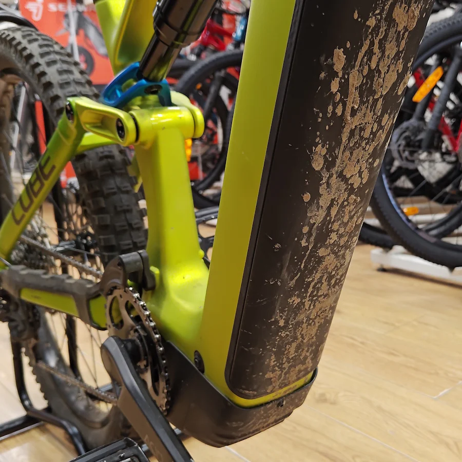EX-DEMO Cube Stereo Hybrid ONE44 HPC Race 800 Electric Enduro Bike Flashlime'n'Blue (Small) - Image 9