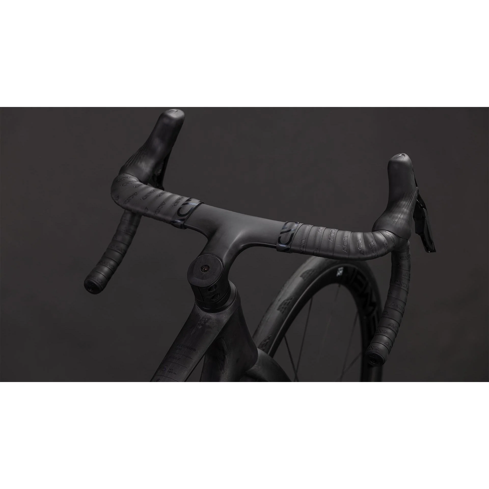 Cube Litening AIR C:68X SLT Road Bike Golddust'n'Prism - Image 3