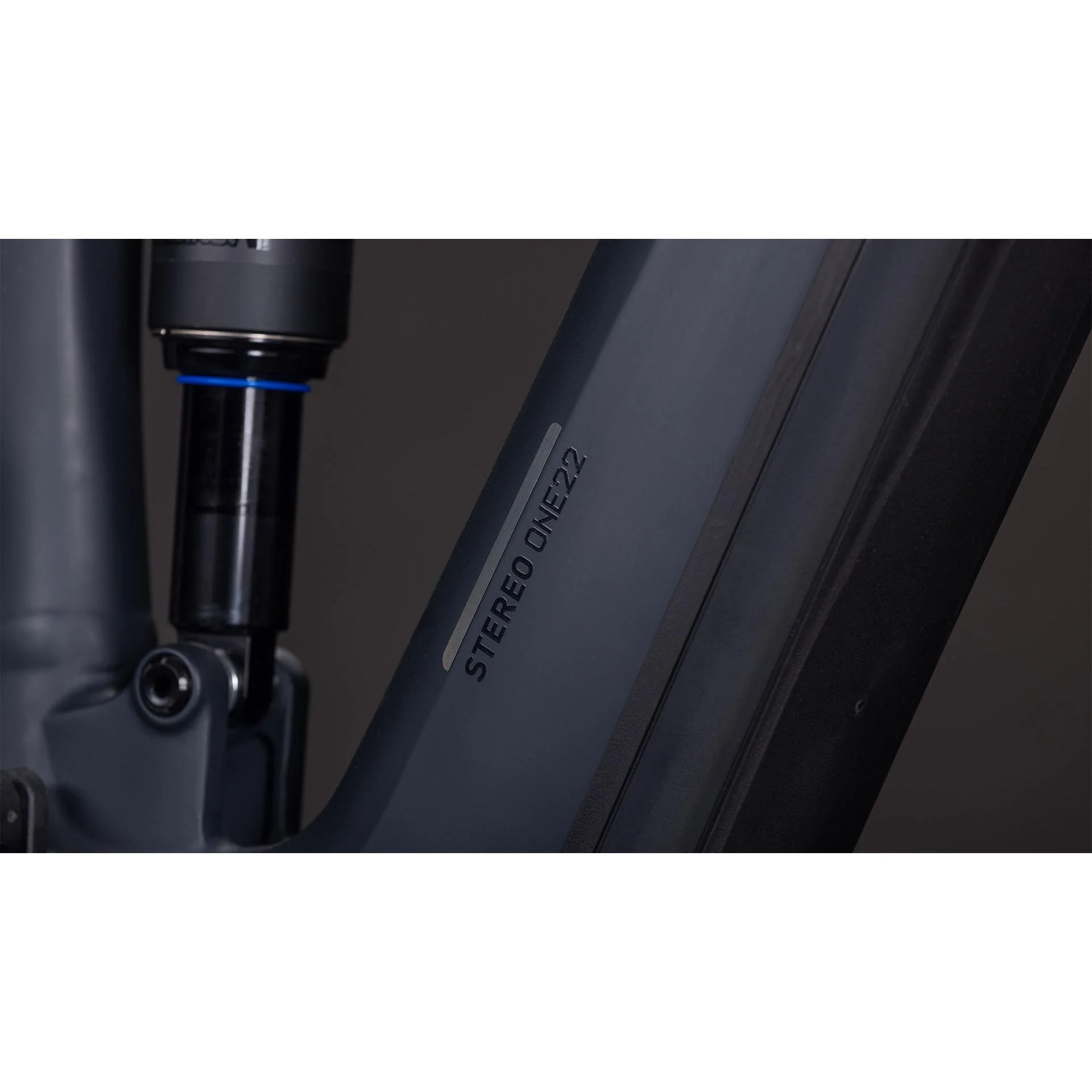 Cube Stereo Hybrid ONE22 Pro 600 Electric Trail Bike Night'n'Chrome - Image 4