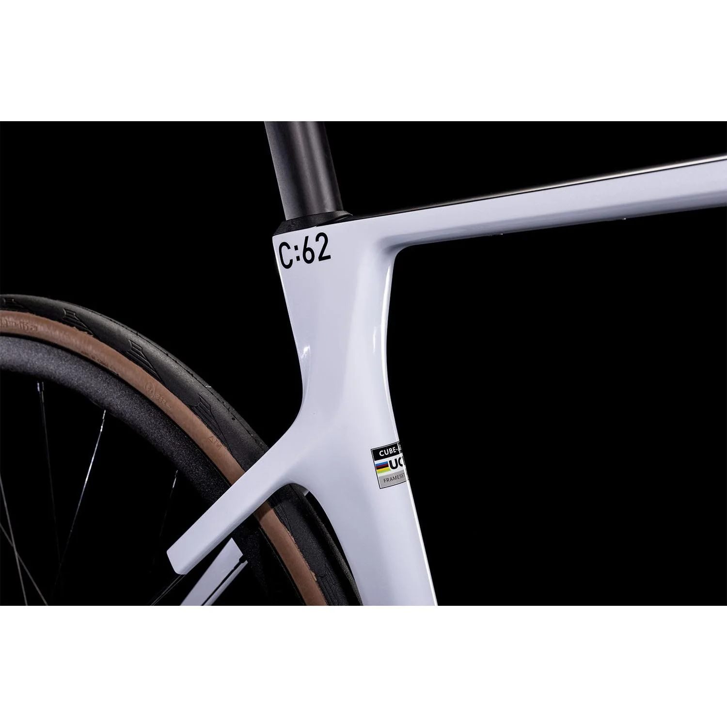 Cube Agree C:62 Road Bike Flash White 'n' Carbon - Image 5