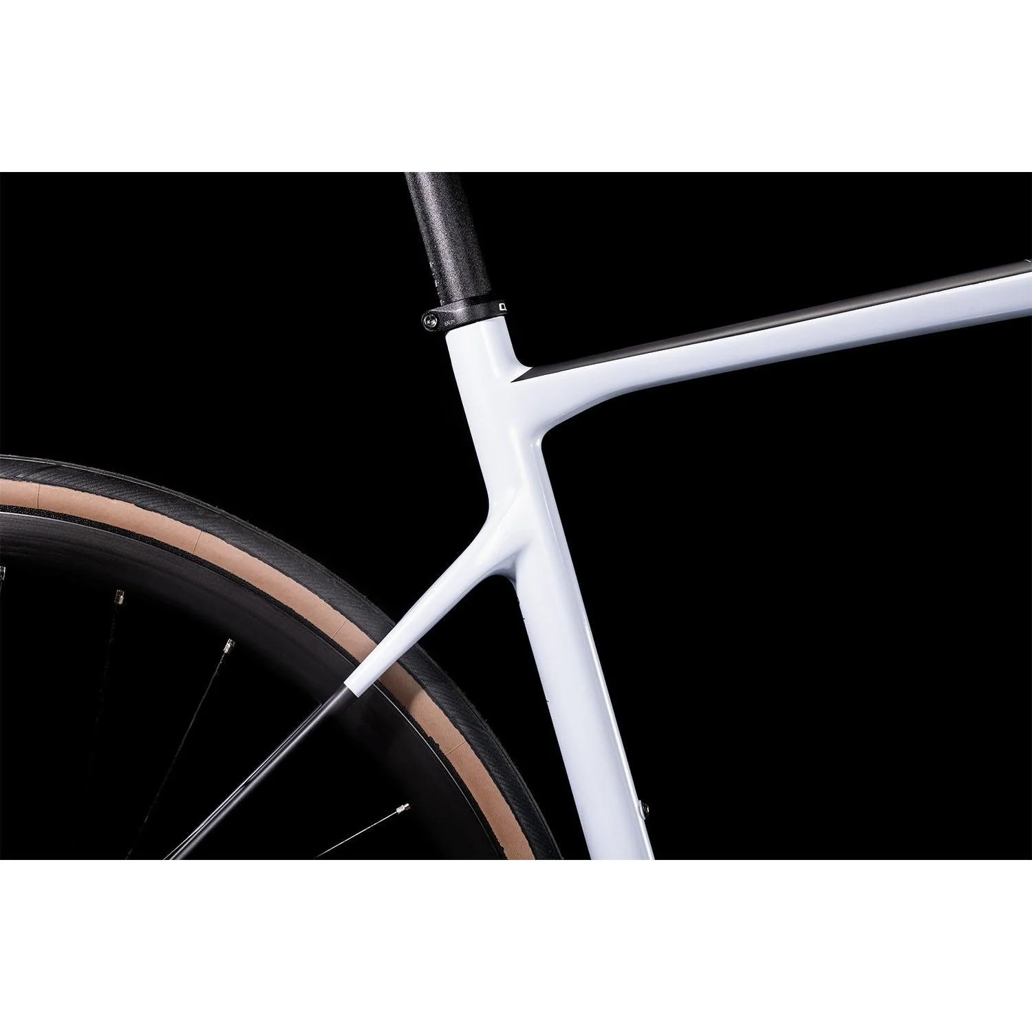Cube Attain GTC Race Road Bike Frost White 'n' Carbon - Image 4