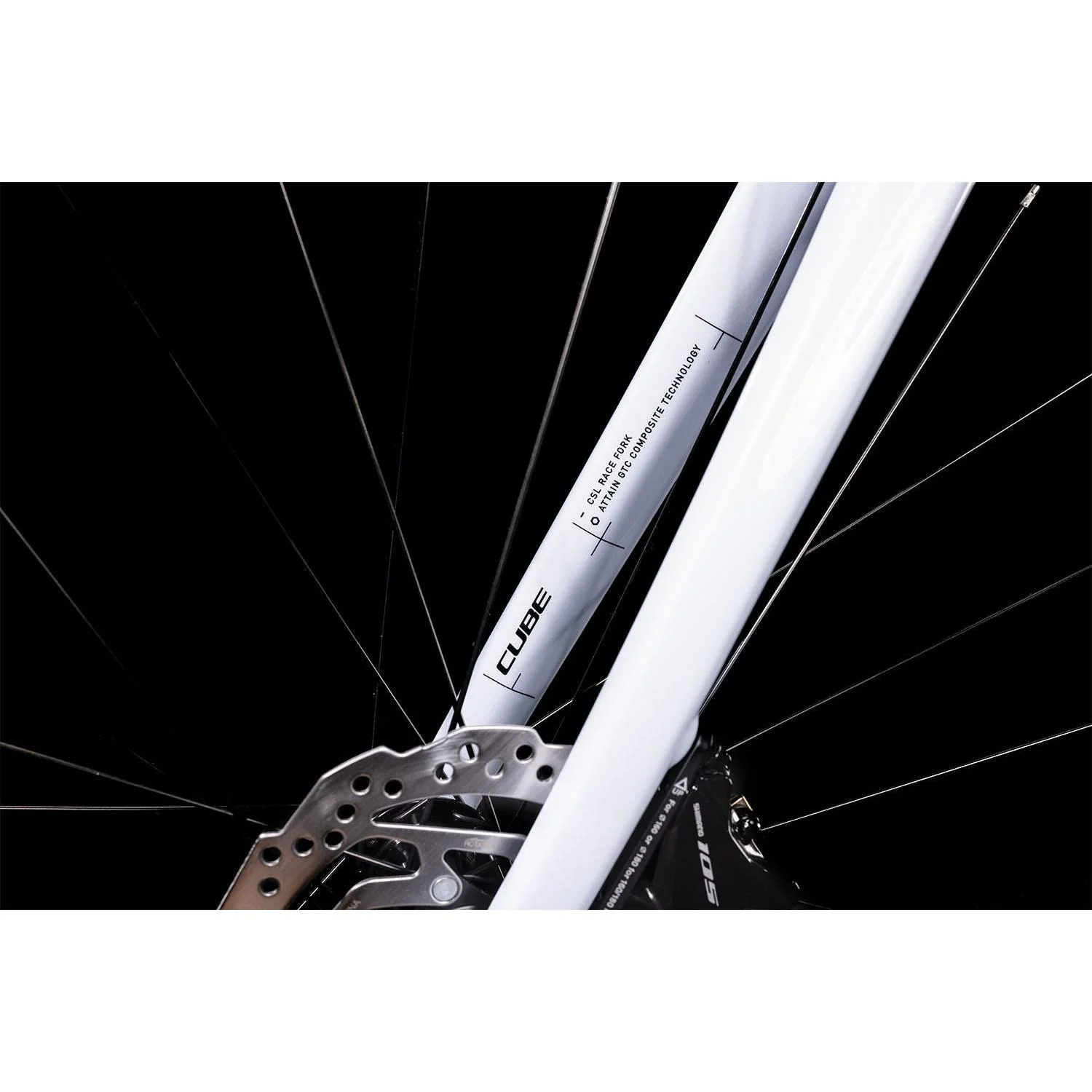 Cube Attain GTC Race Road Bike Frost White 'n' Carbon - Image 5