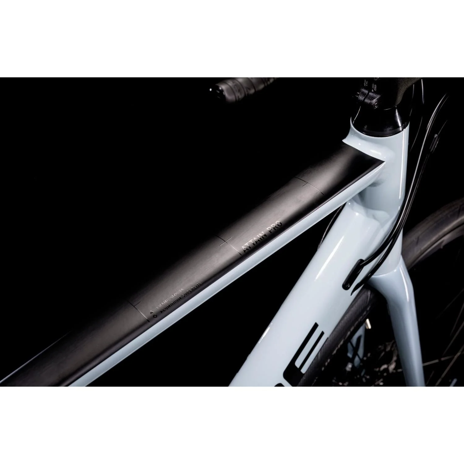 Cube Attain Pro Road Bike Sky Grey 'n' Black - Image 3