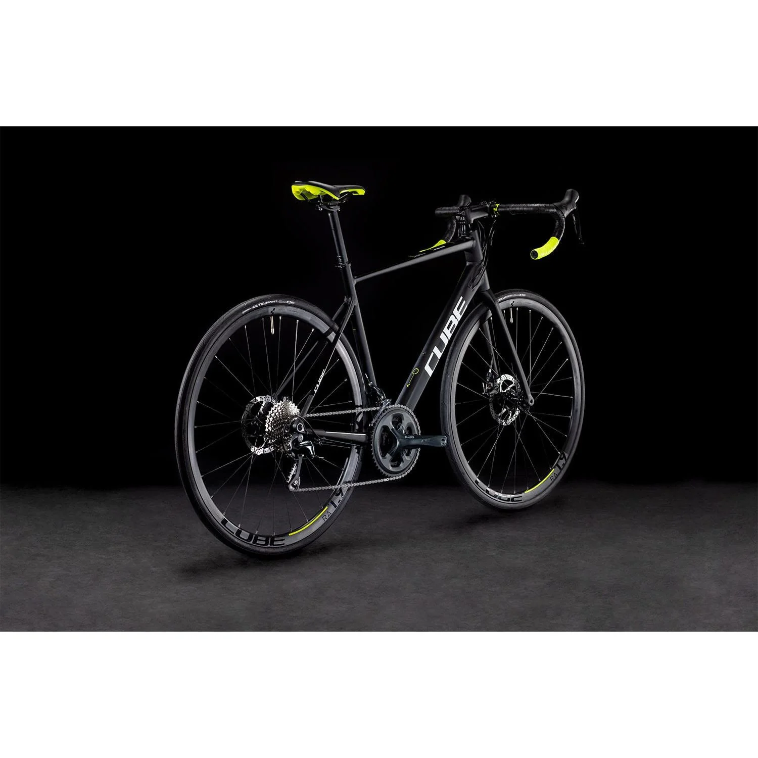 Cube Attain Race Road Bike Black 'n' White - Image 2