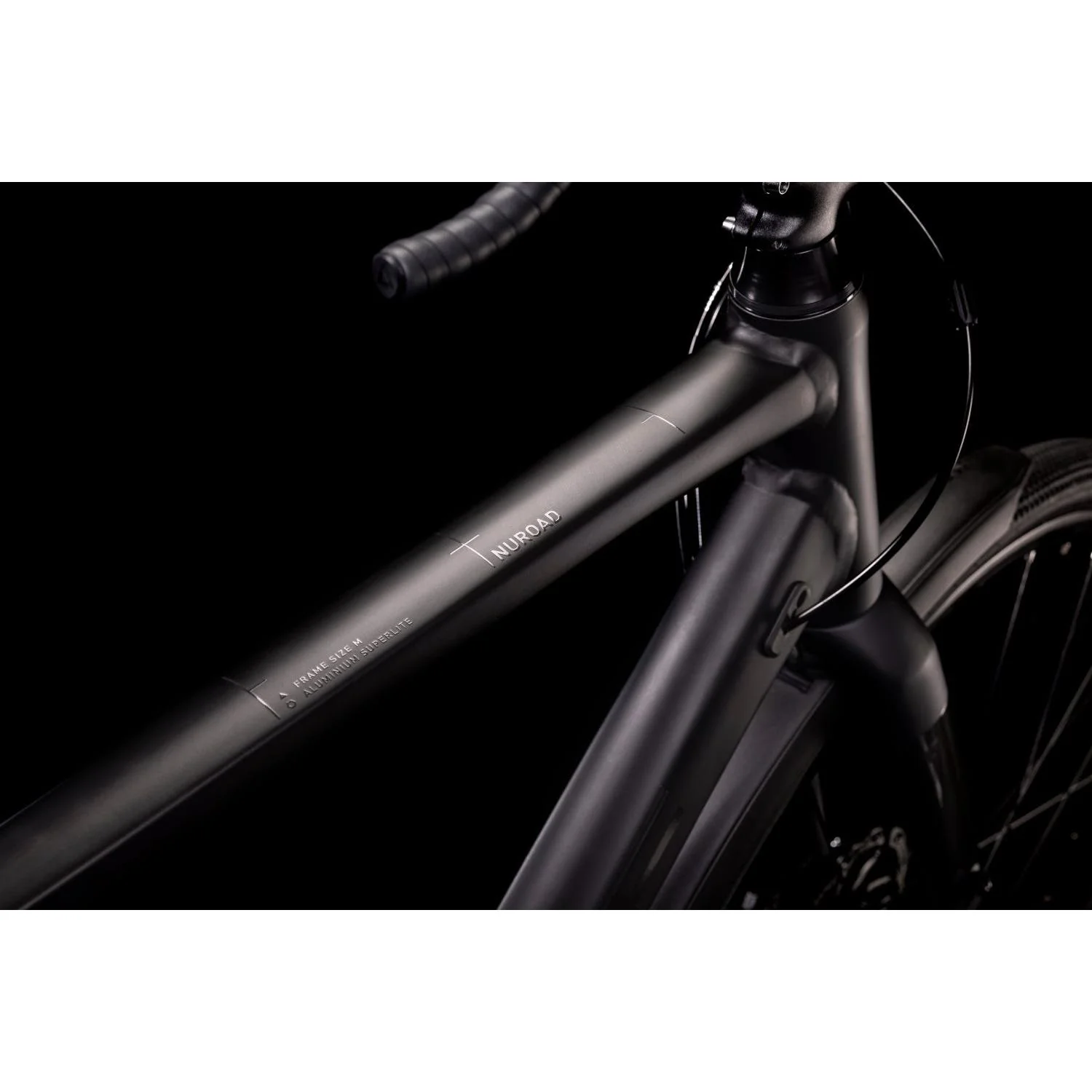 Cube Nuroad FE Gravel Bike Black 'n' Metal Grey - Image 4