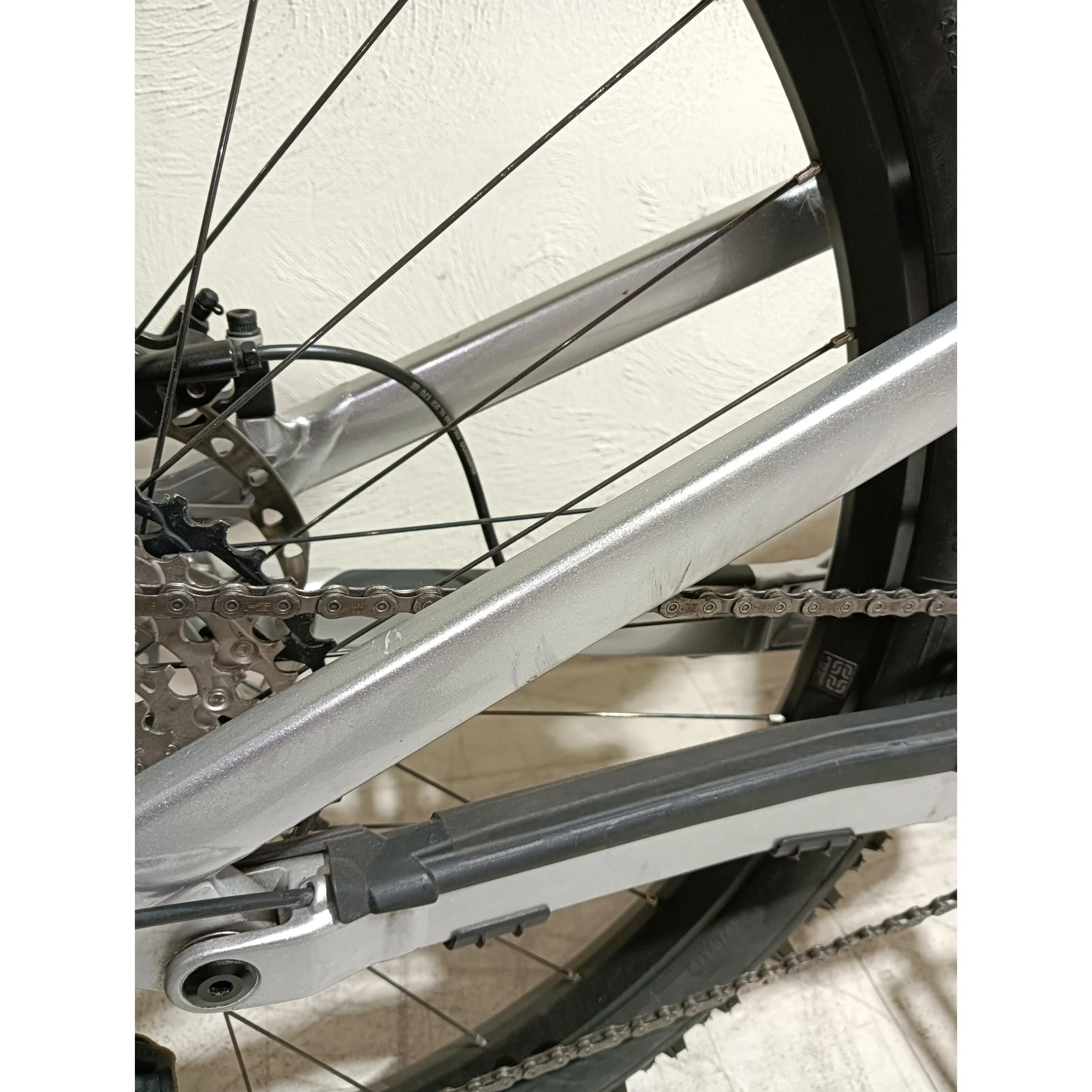 EX-DEMO Norco Sight VLT A1 Electric Enduro Bike 720Wh Battery Silver/Black (Medium) - Image 3