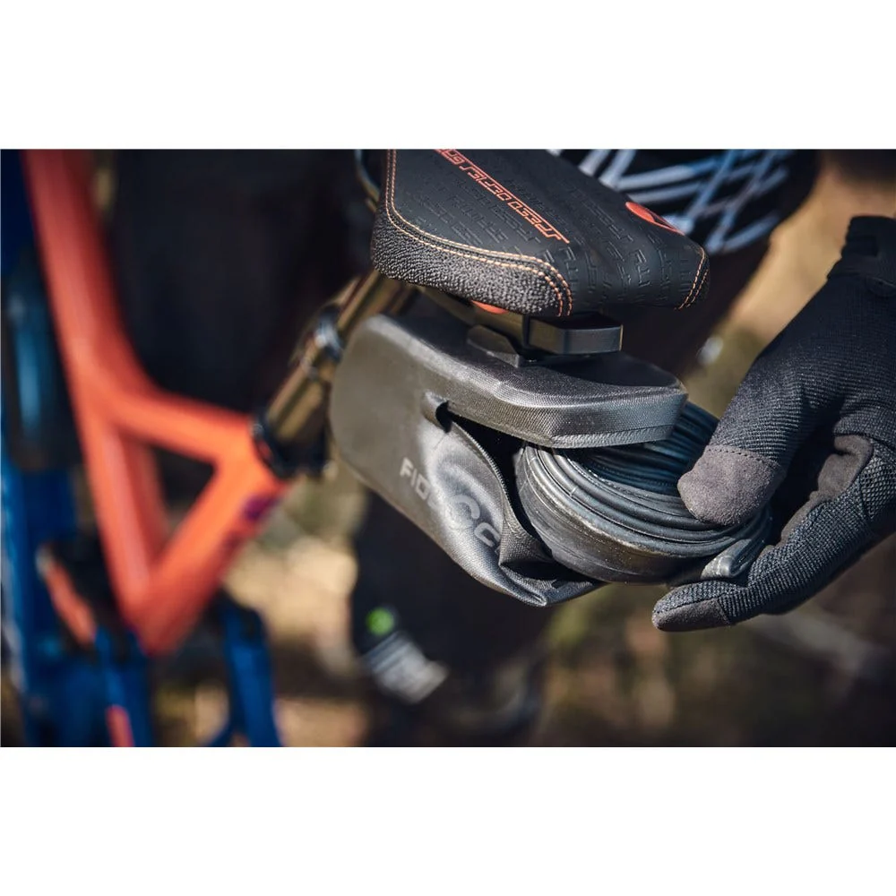 Fidlock Push 600 Saddlebag Set - Image 4