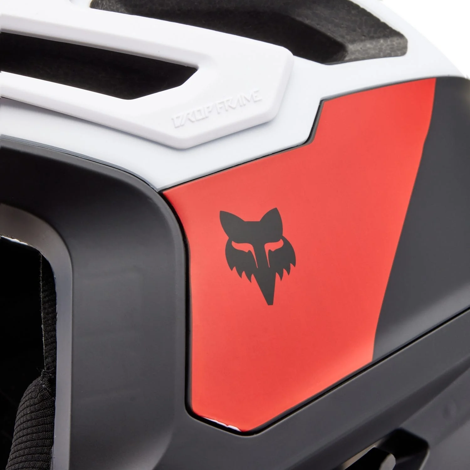 FOX Dropframe Pro MTB Helmet Black/White 2024 - Image 6
