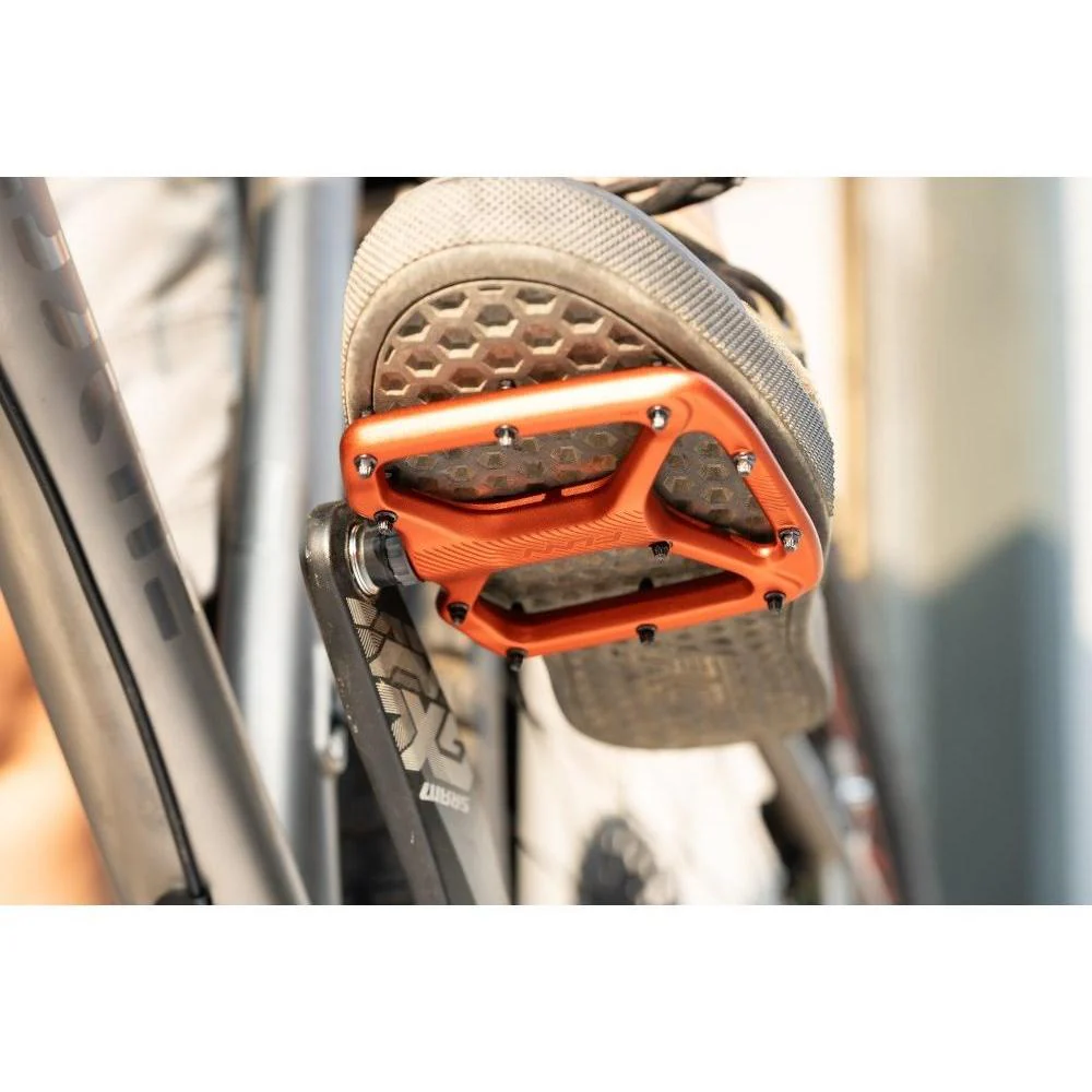 FUNN Python V2 Flat Pedals Orange - Image 5