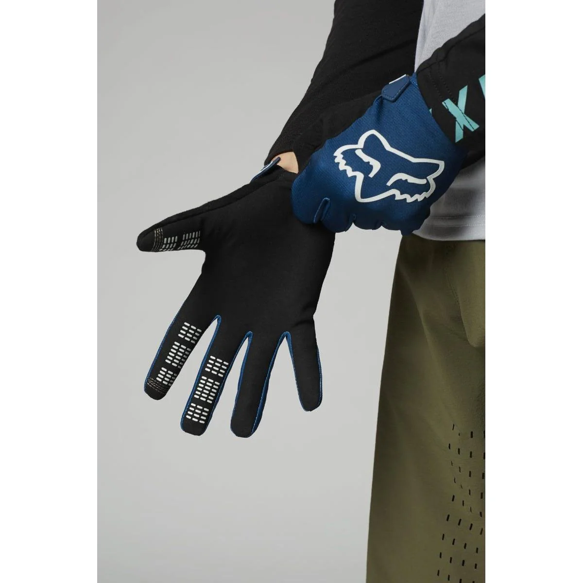 FOX Ranger Full Finger Gloves Dark Indigo 2021 - Image 2