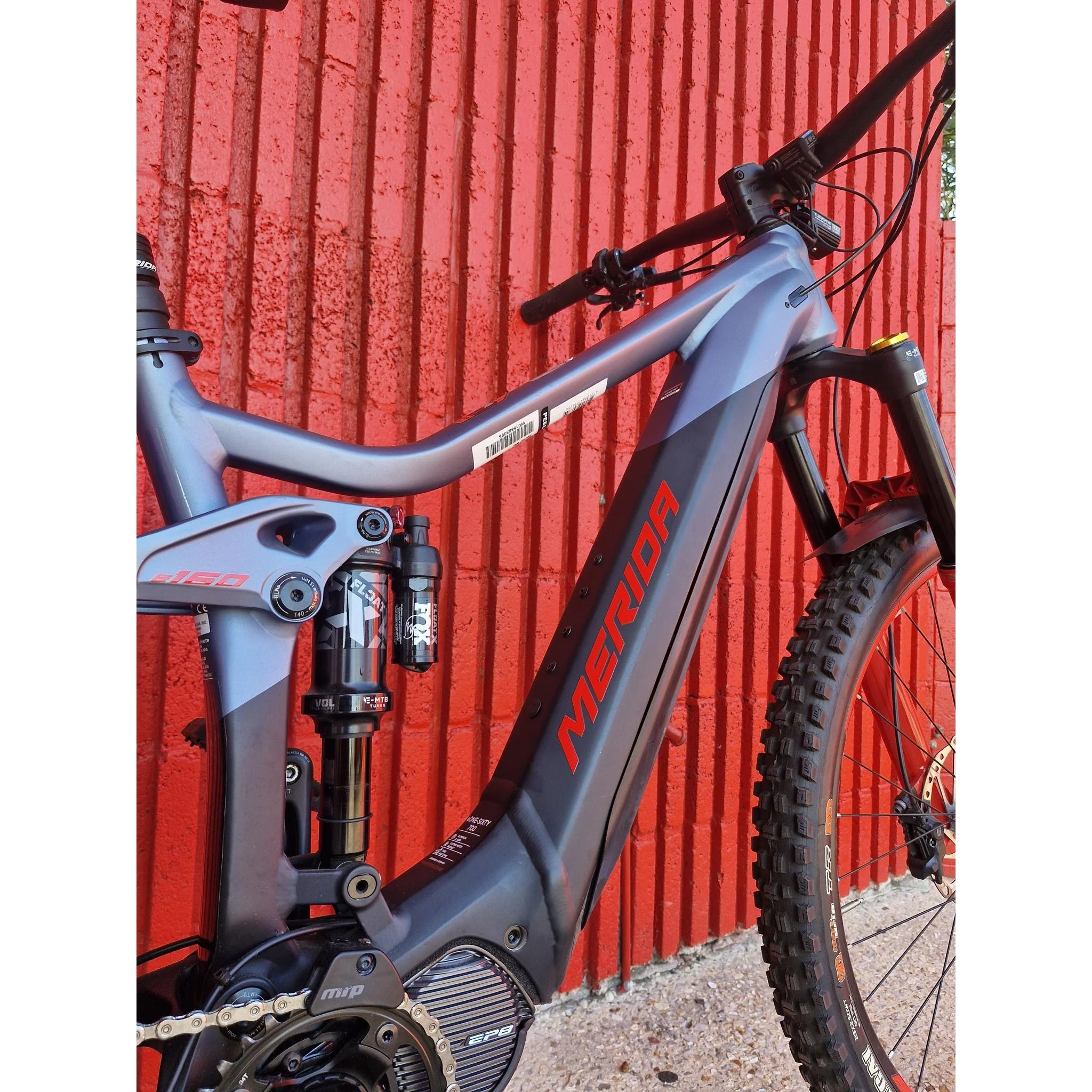EX-DEMO Merida eOne Sixty 700 Electric Mountain Bike Glossy Matte Blue/Black/Red (Medium) - Image 3