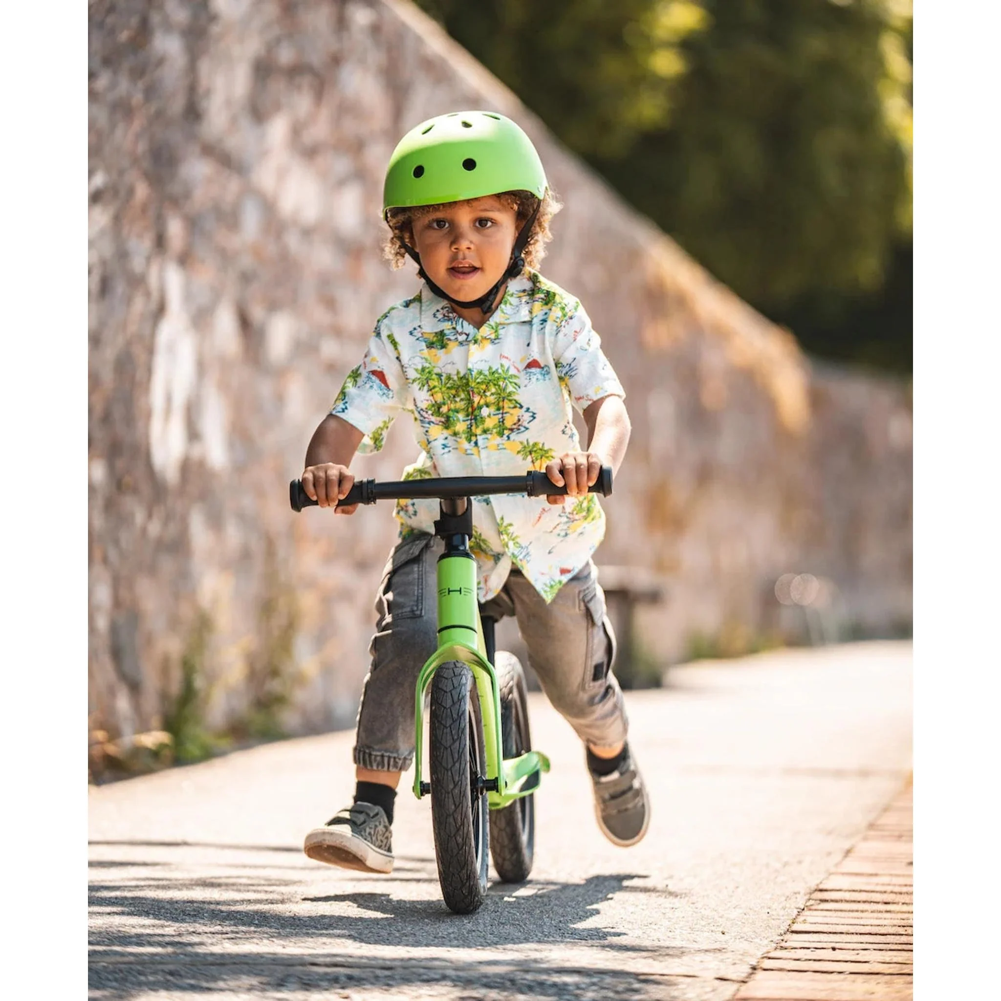 Hornit AIRO Kids Helmet Green - Image 4
