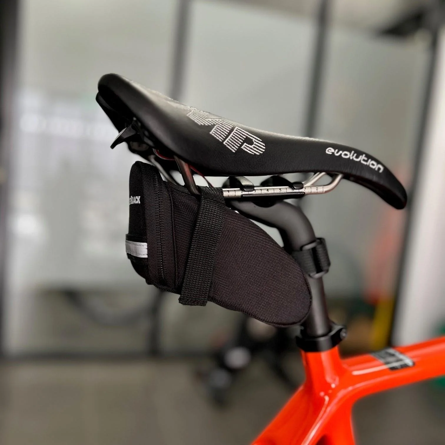 Jetblack JetRace Comp Saddle Bag Small Black - Image 3