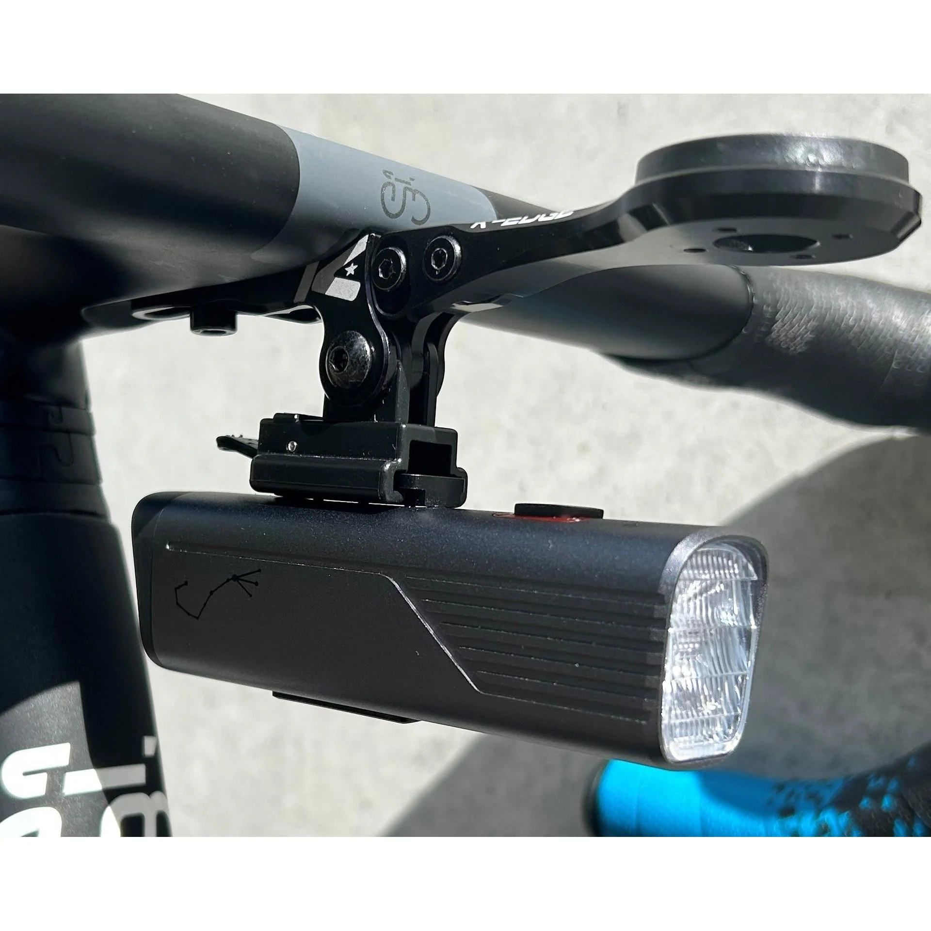 Magene Antares 1200 Lumens Smart Front Light - Image 7