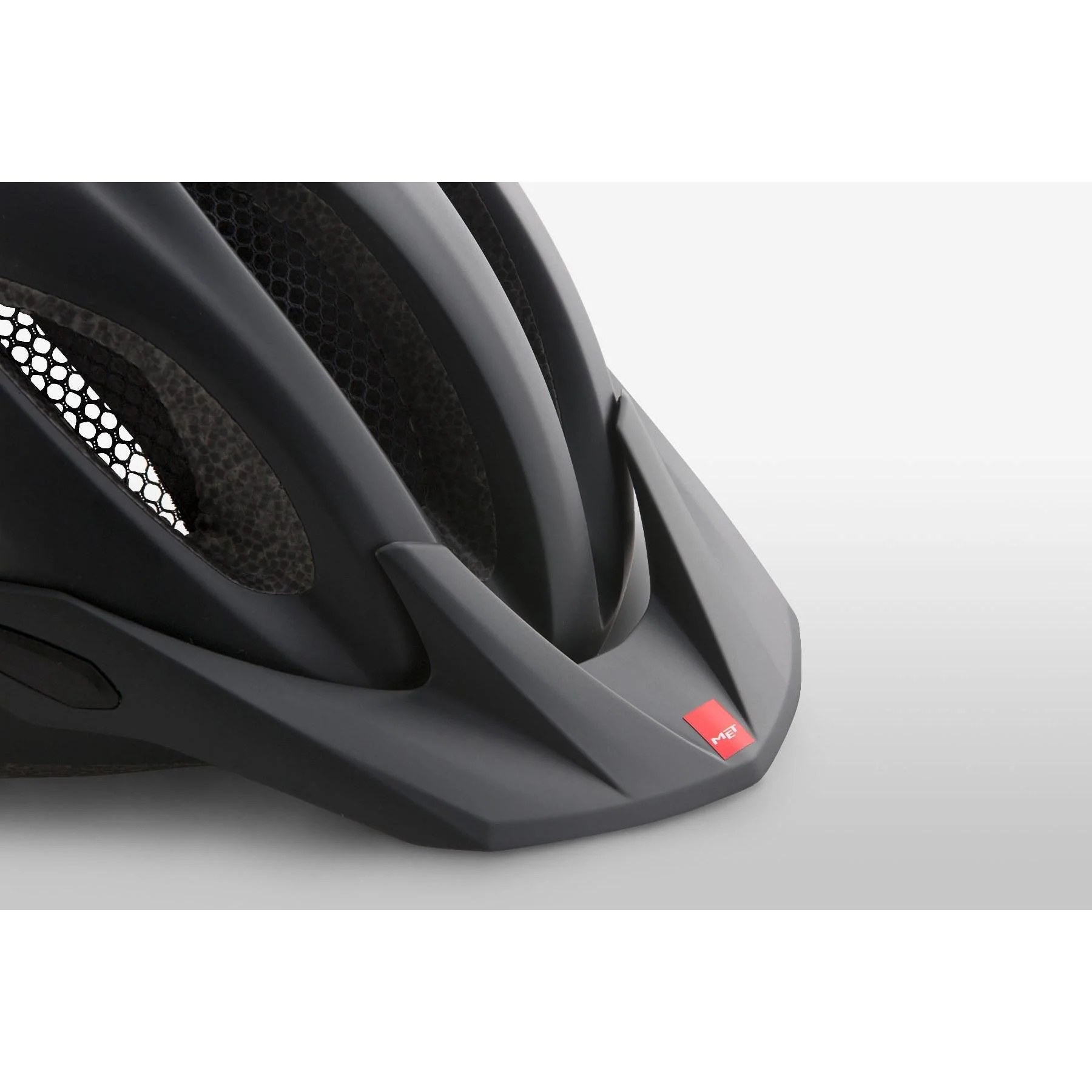 MET Crossover Helmet Matt Black - Image 4