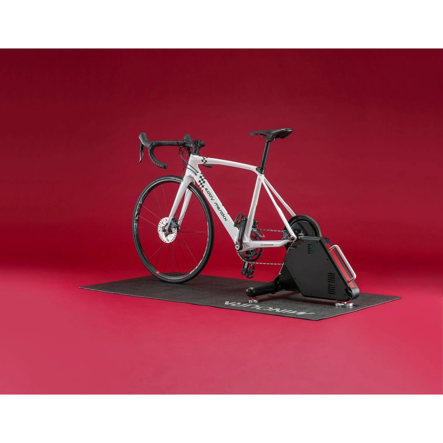 Minoura Kagura Direct Drive Smart Indoor Trainer - Image 3