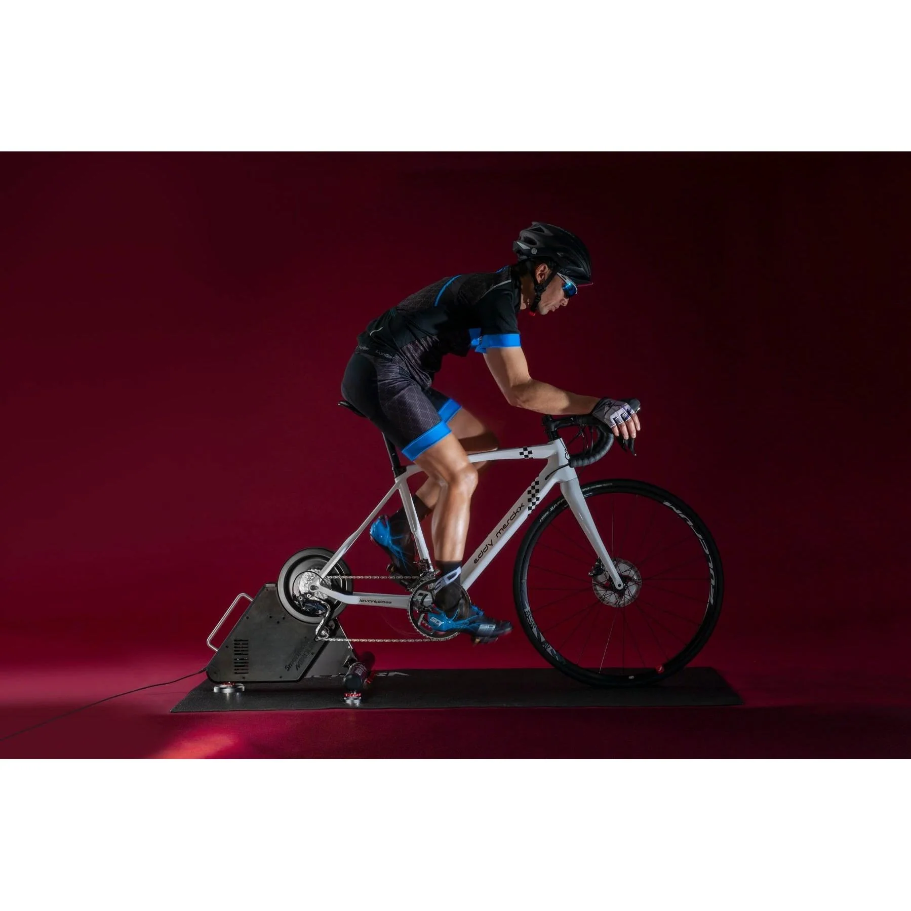 Minoura Kagura Direct Drive Smart Indoor Trainer - Image 6