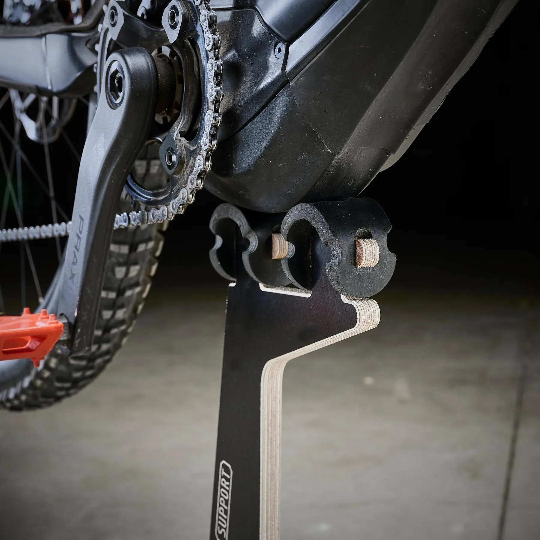 MTB Hopper Support Bike Stand Black - Image 4