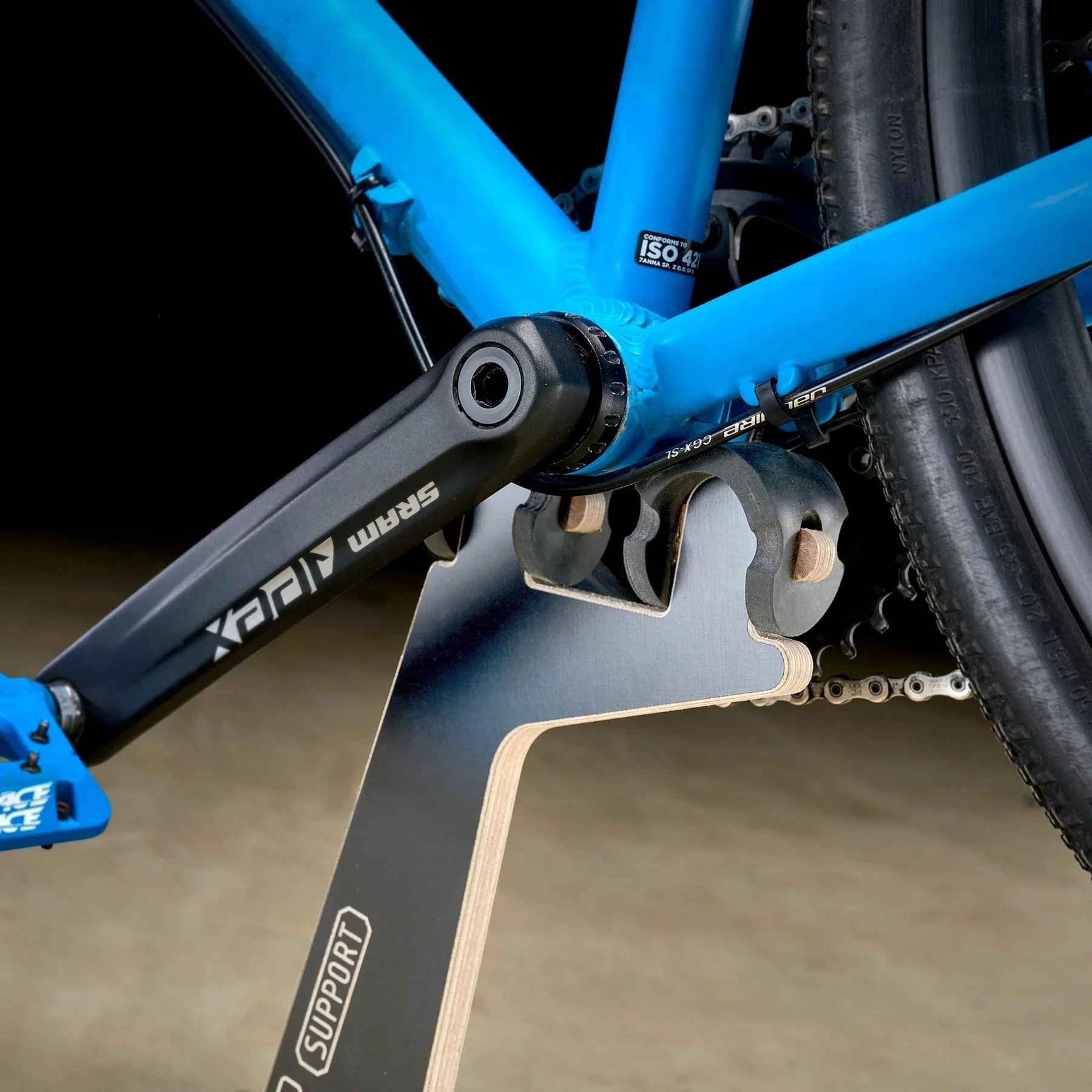 MTB Hopper Support Bike Stand Black - Image 5