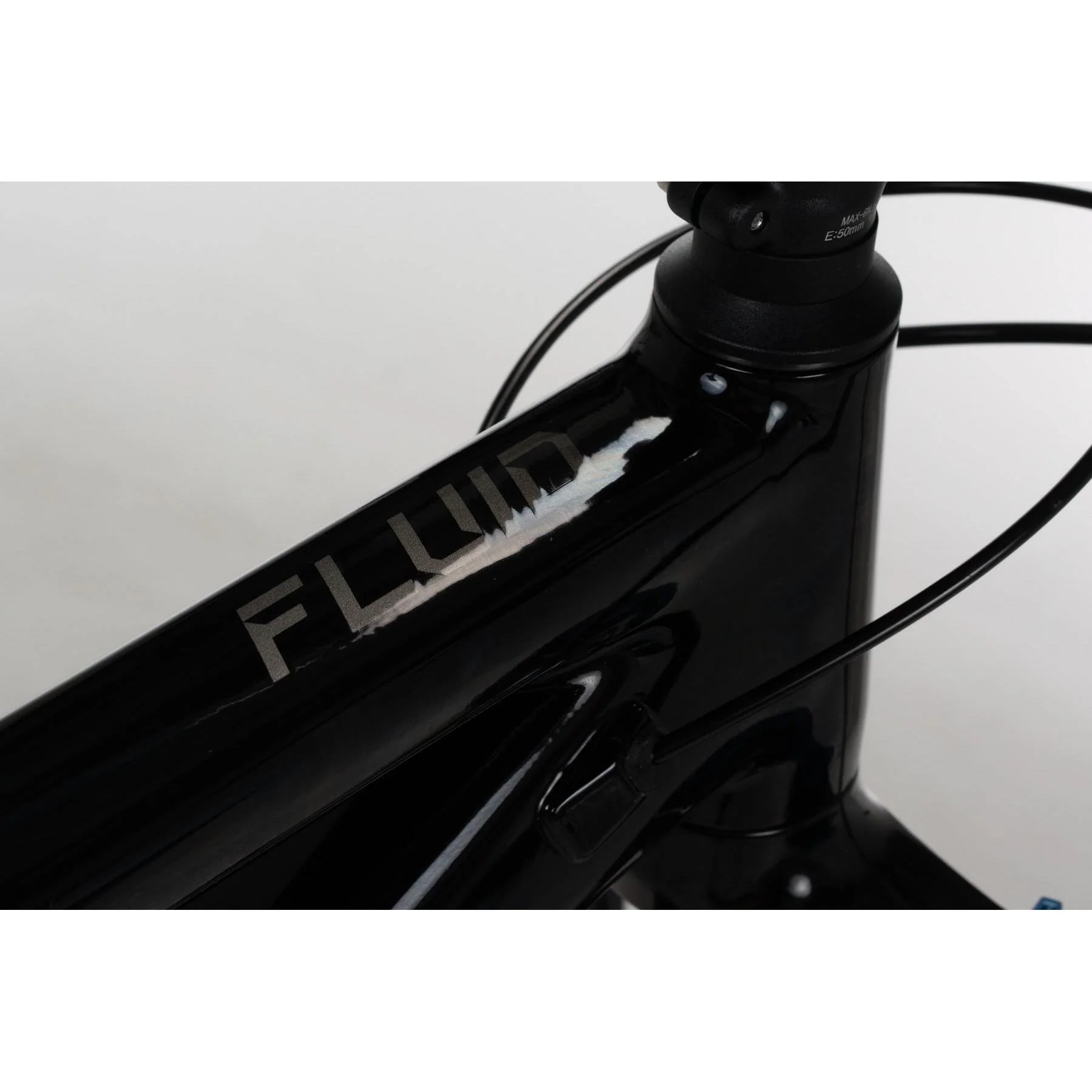 Norco Fluid 2 HT 27 Mountain Bike Black/Charcoal - Image 3