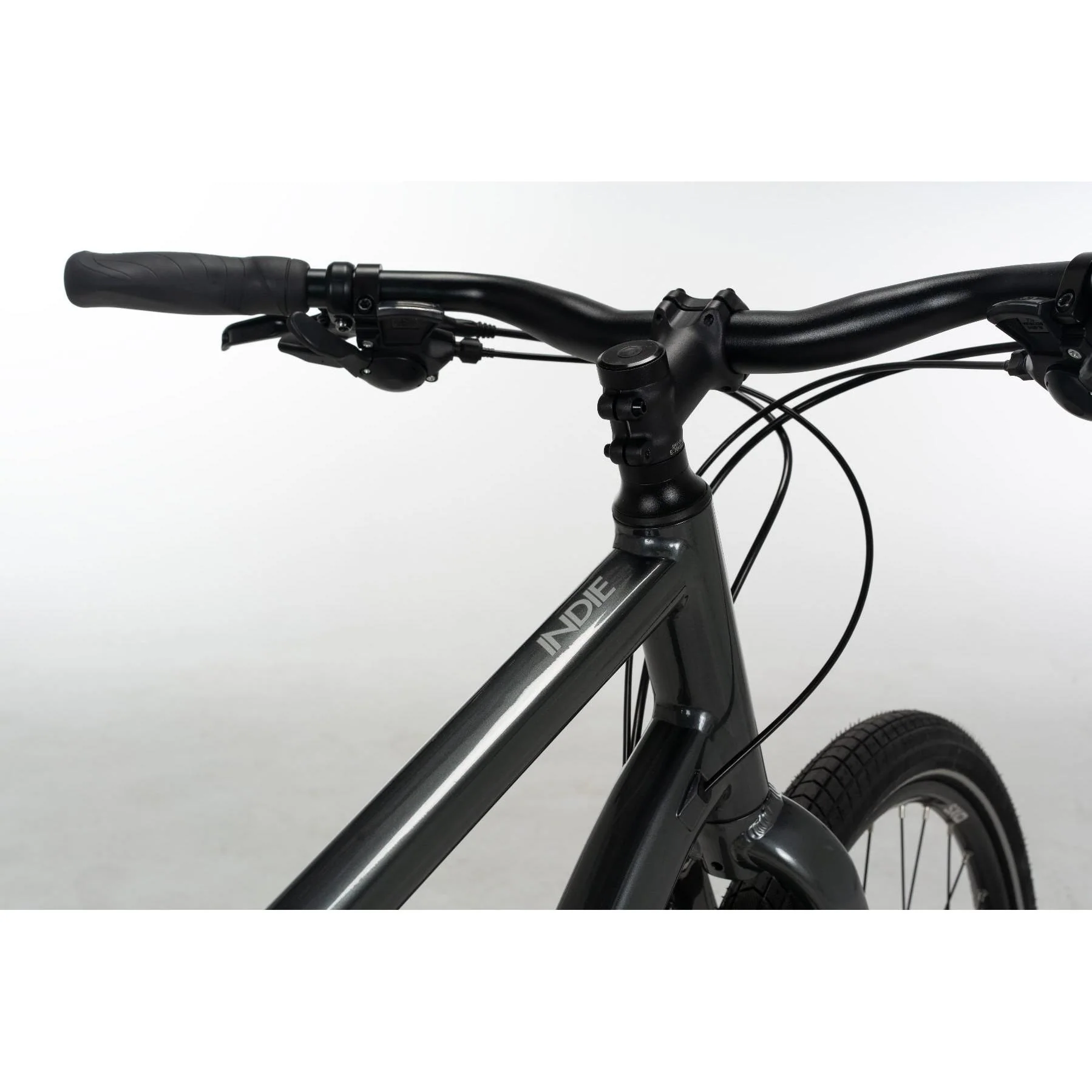 Norco Indie 2 Hybrid Bike Grey/Silver - Image 2