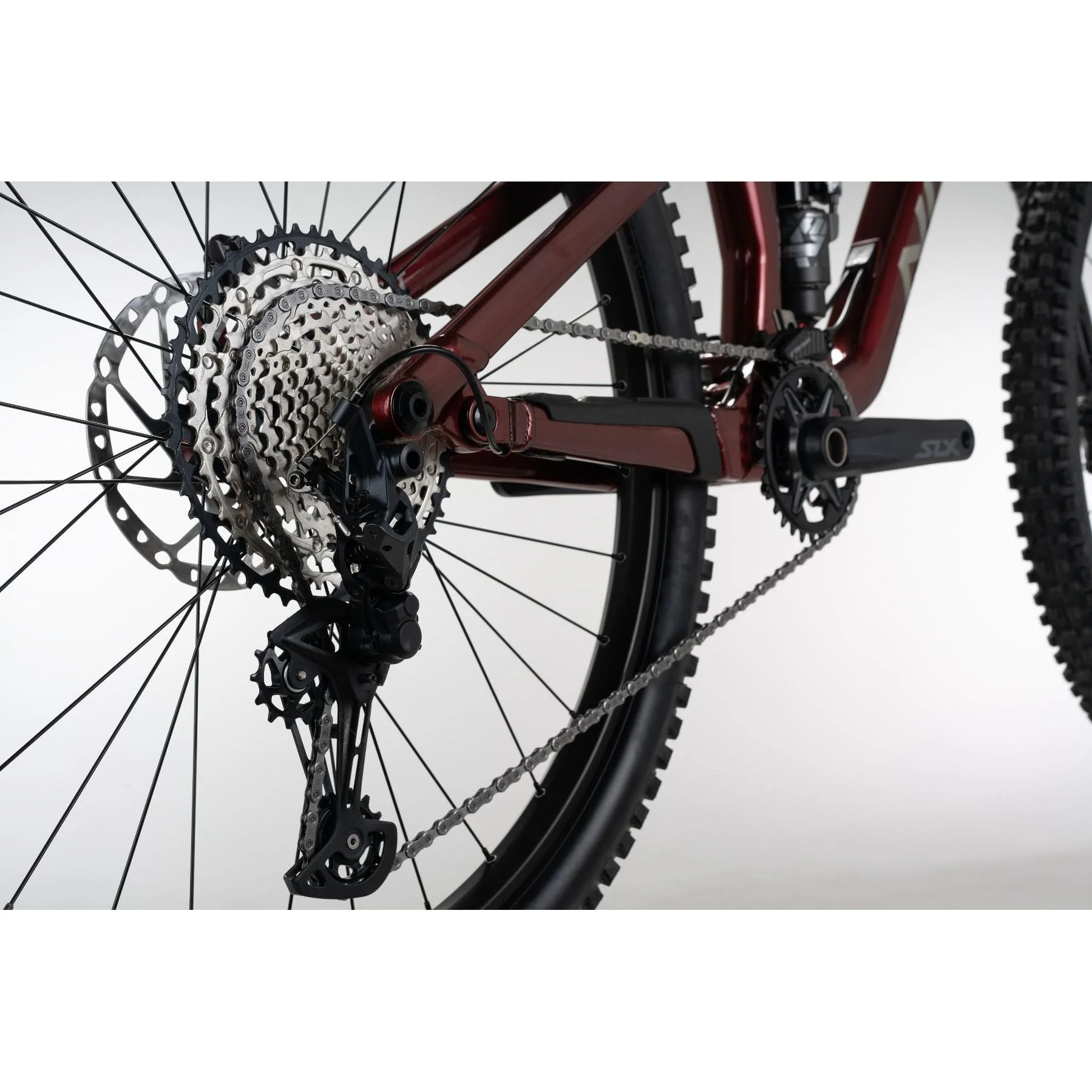 Norco Sight A2 29 Mountain Bike Red/Silver - Image 4