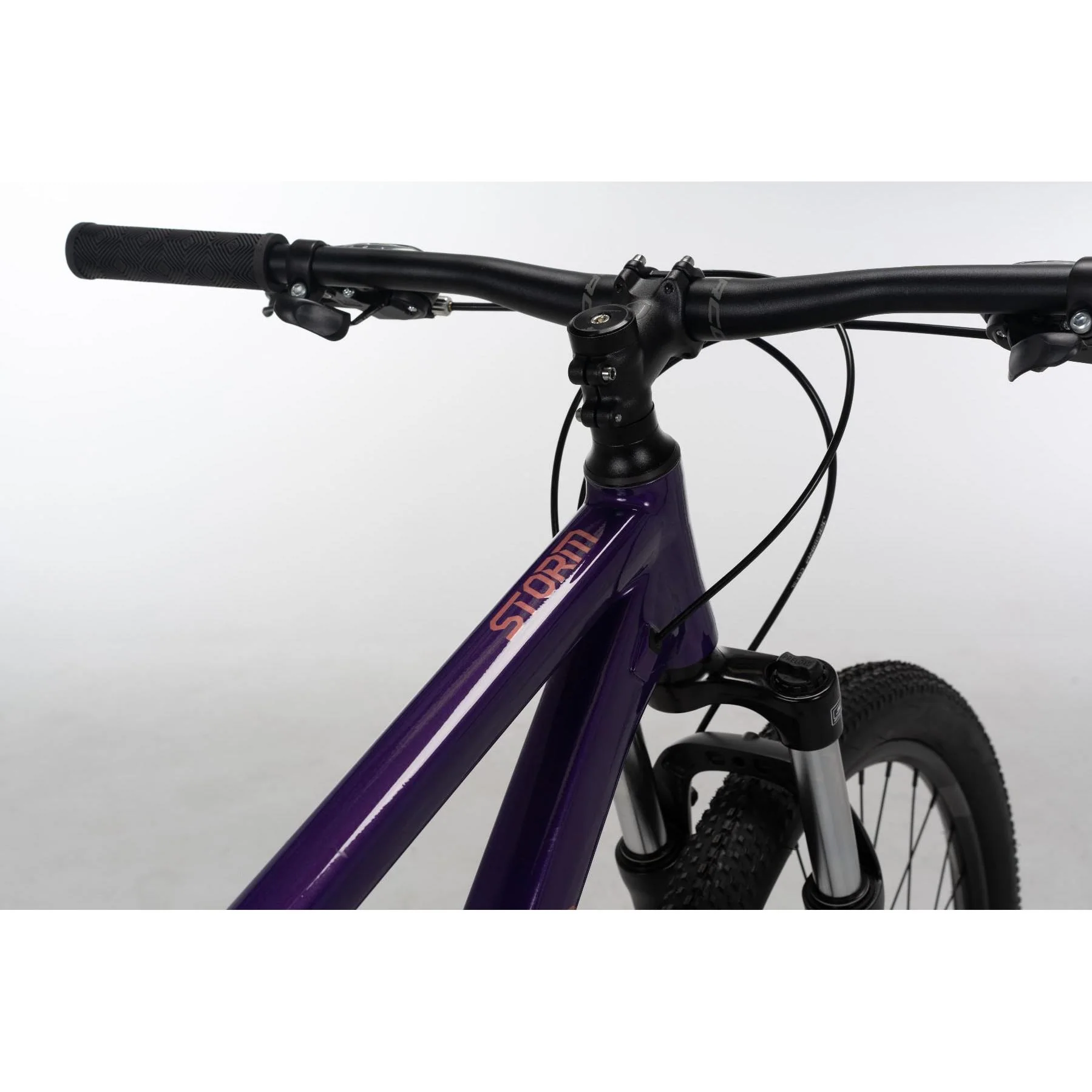 Norco Storm 5 29 Mountain Bike Mountain Bike Ultraviolet/Pink - Image 2