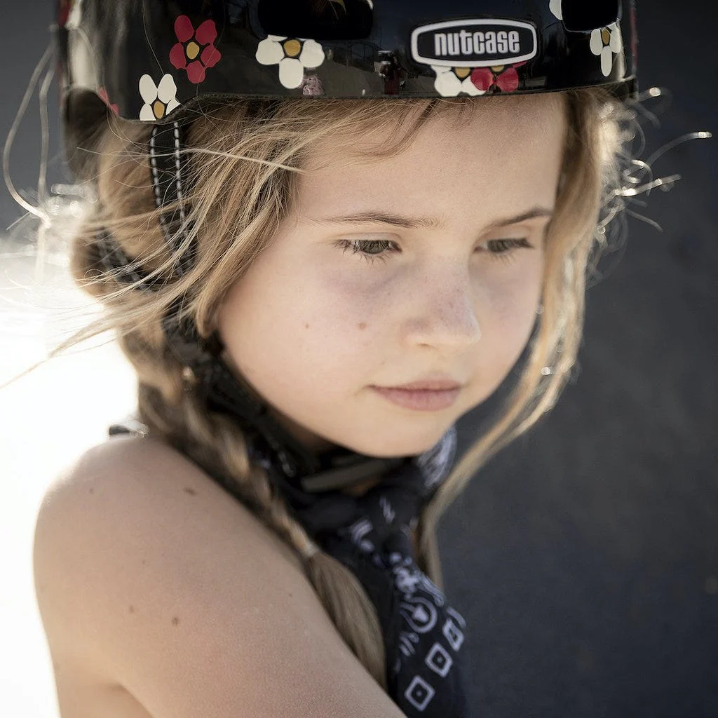 Nutcase Street Fun Flor-All MIPS Helmet - Image 3