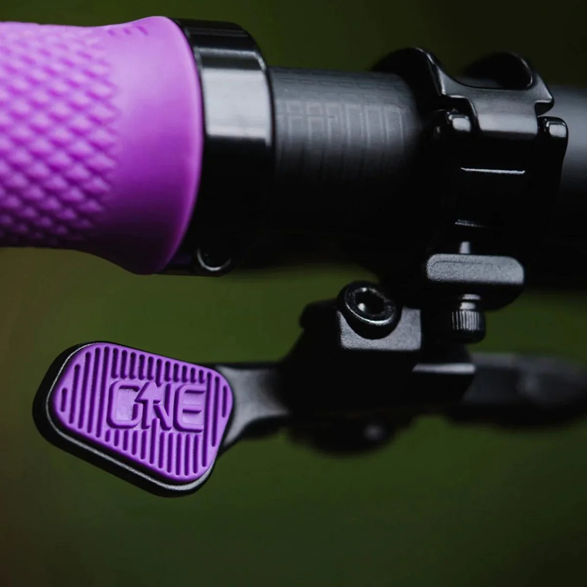 OneUp Components V3 Dropper Post Remote (No Clamp on Lever Cushion) - Image 4
