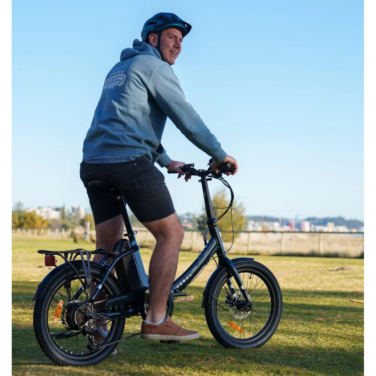 Pedal Derby Electric Folding Bike Red - Image 3