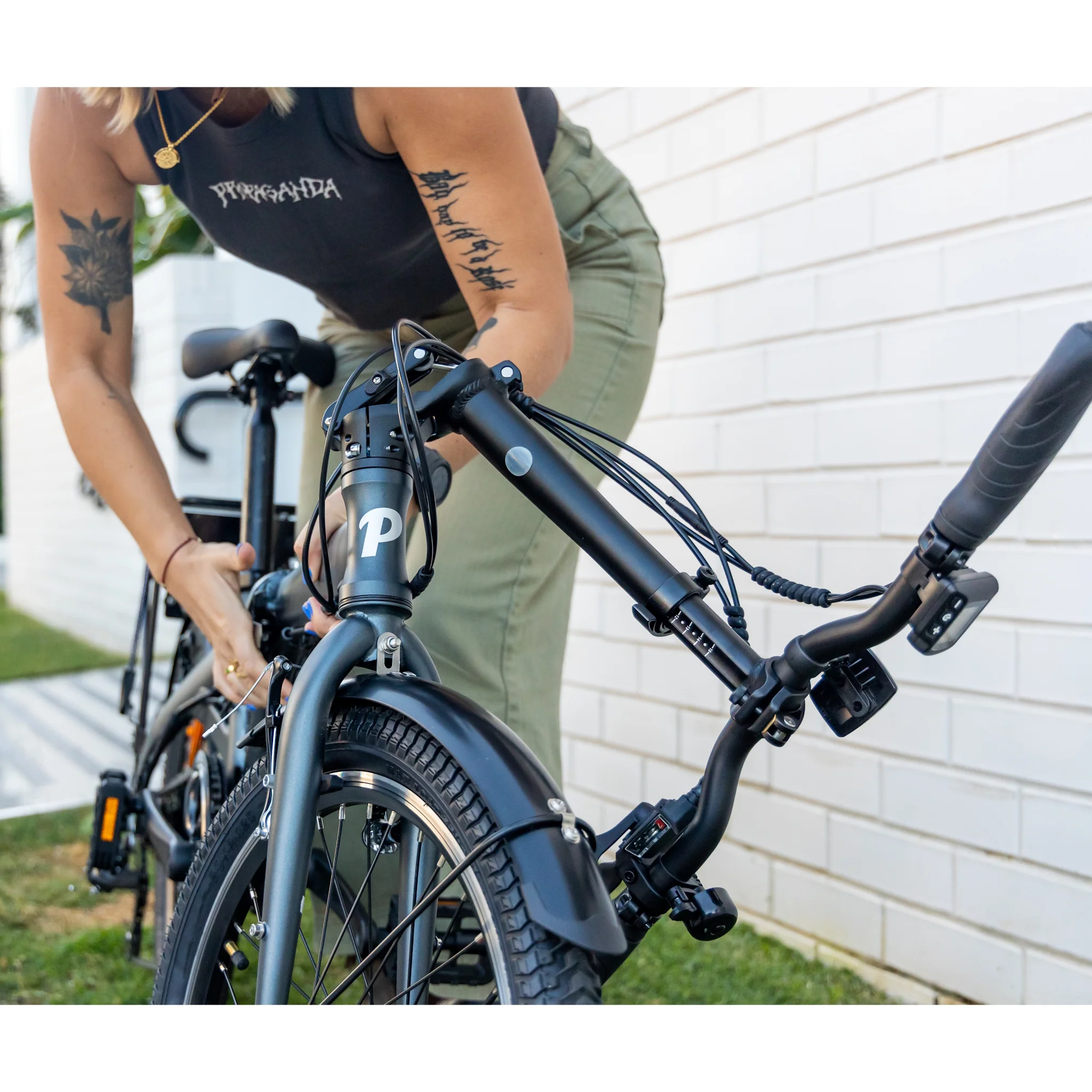 Pedal Dynamo 3 Electric Folding Bike Charcoal - Image 3