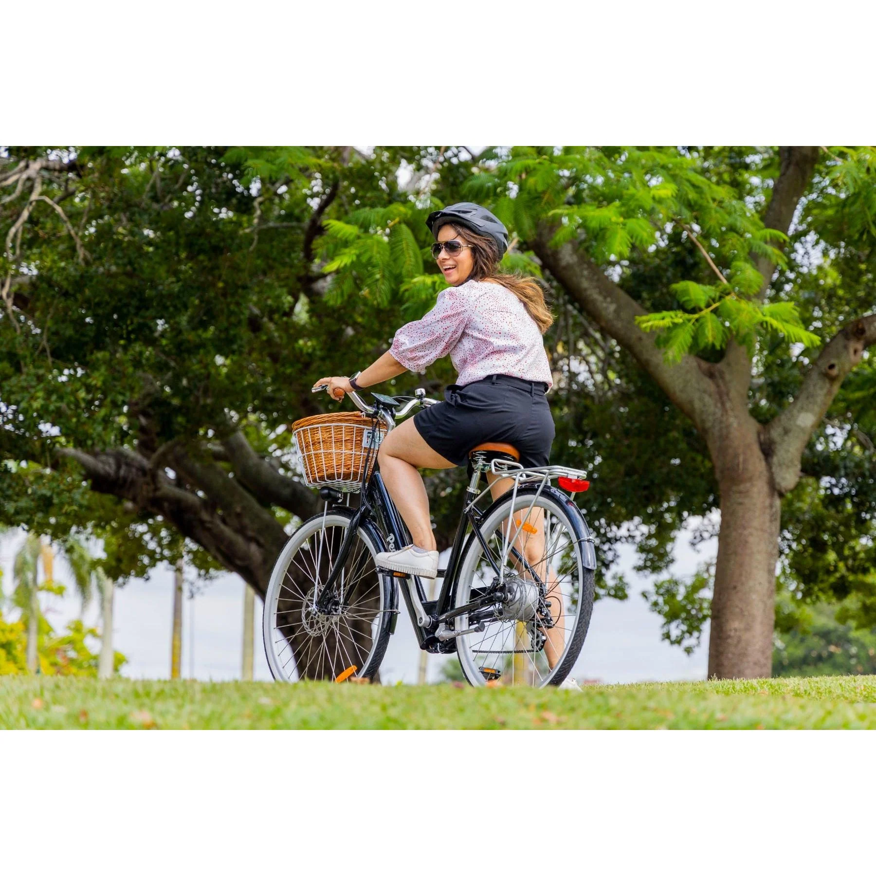 Pedal Uptown ELC V2 Electric Vintage Cruiser Bike Black - Image 7