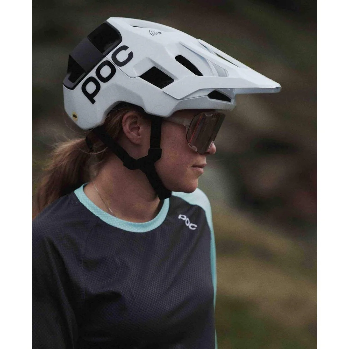 POC Kortal Race MIPS Helmet White/Black - Image 4
