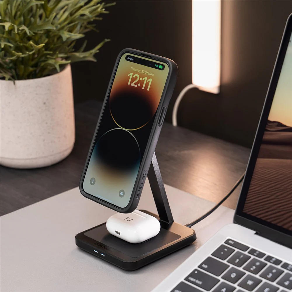Quad Lock Dual Desk Mount Wireless Charger - Image 3