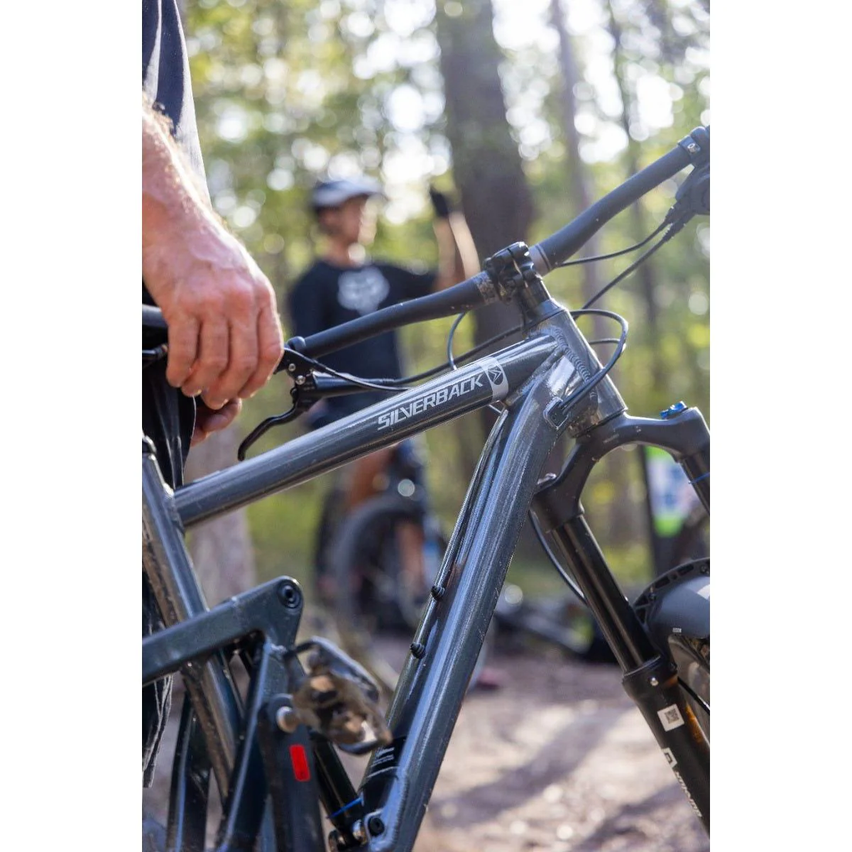 Silverback Slider MS Full Suspension Mountain Bike Rainbow Silver - Image 9