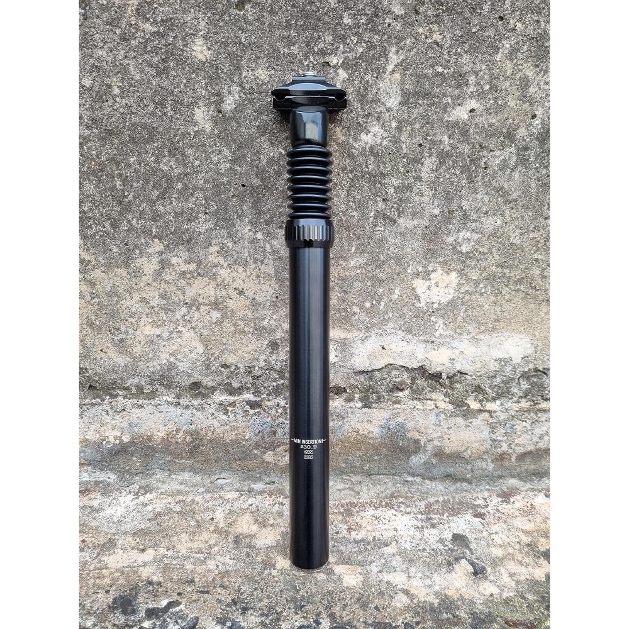 BPW Micro-Adjust Alloy Suspension Seatpost 30.9 x 350mm Black - Image 2