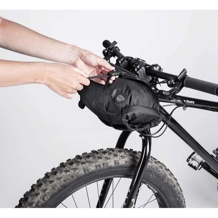 Topeak Frontloader Handlebar Bag 12L Black - Image 2