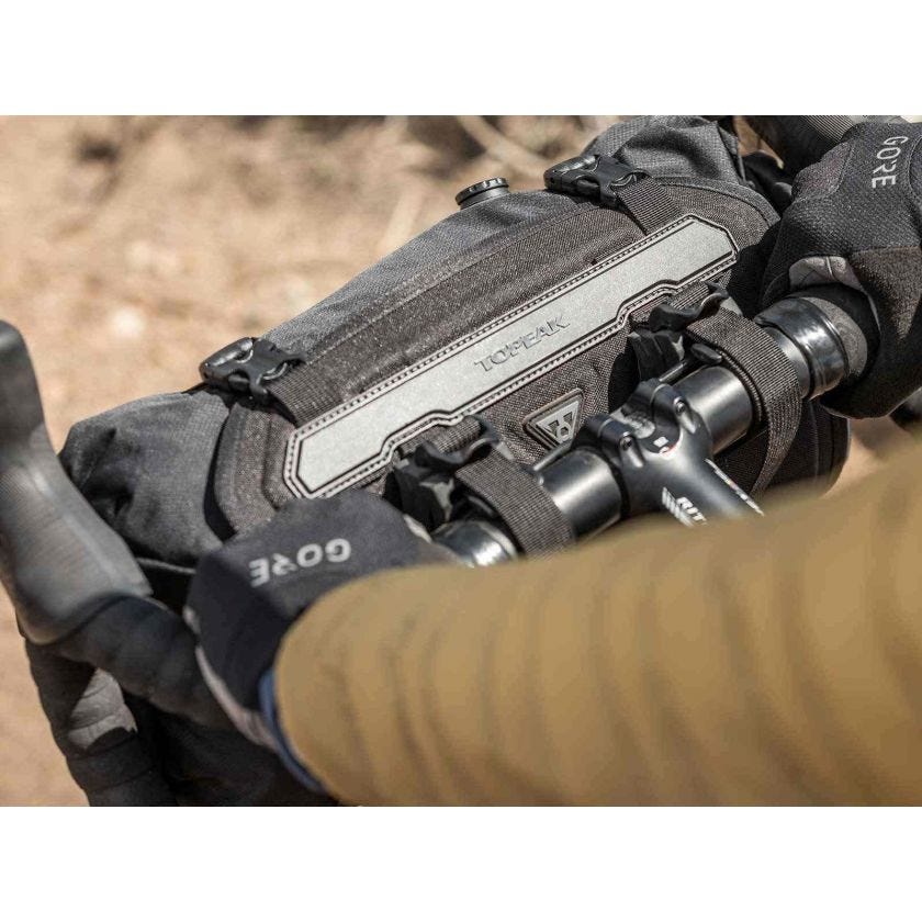 Topeak Frontloader Handlebar Bag 8L Black - Image 5