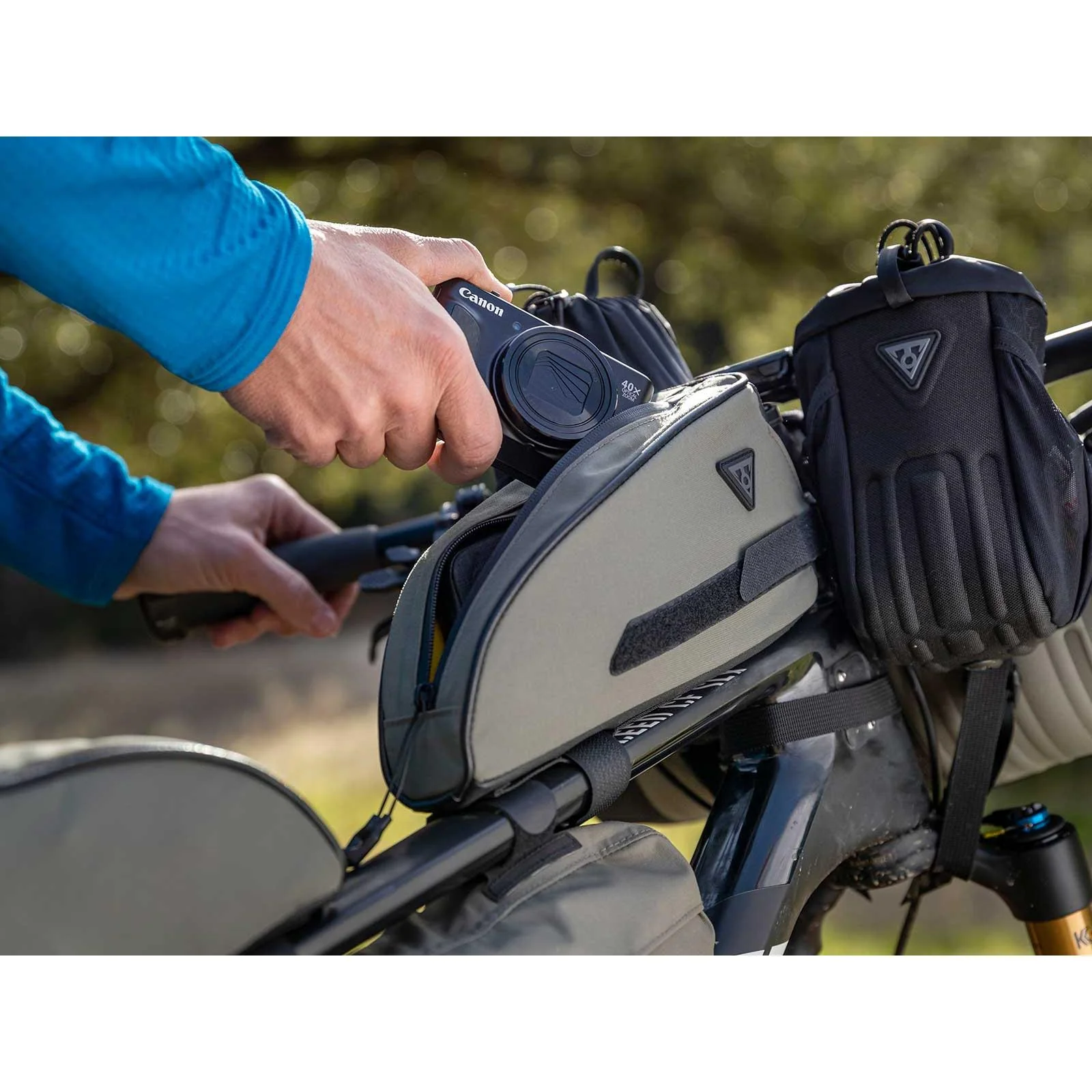 Topeak Toploader Top Tube Bag  0.75 Litre Green - Image 4