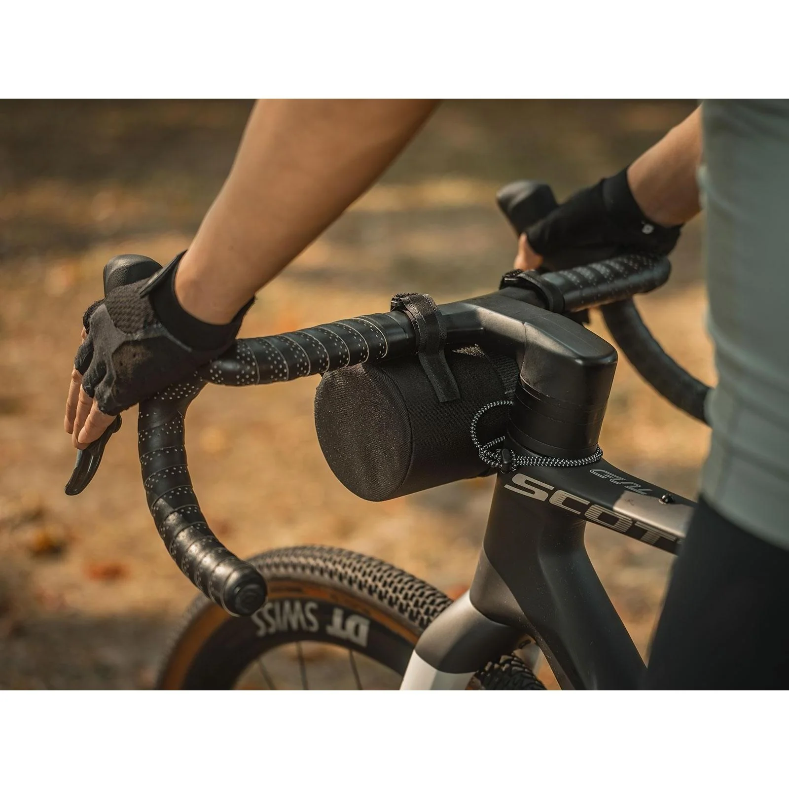 Topeak Tubular Barbag Slim Handlebar Bag 1.5L Black - Image 3